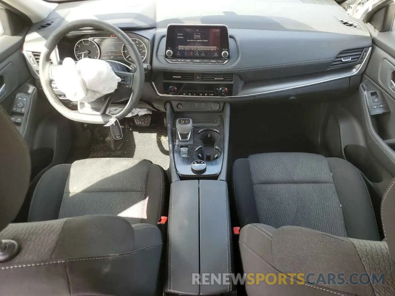 8 Photograph of a damaged car 5N1BT3BB8SC800820 NISSAN ROGUE 2025