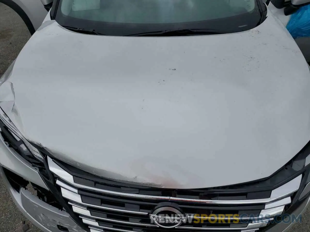 12 Photograph of a damaged car 5N1BT3BB8SC801319 NISSAN ROGUE 2025