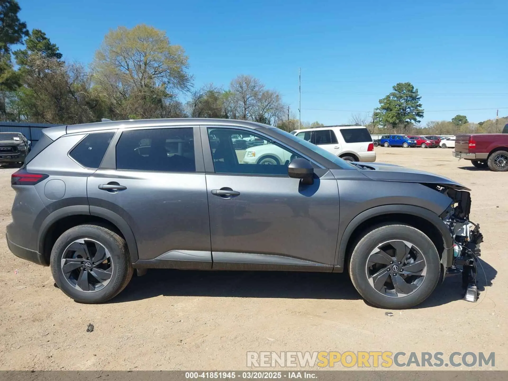 14 Photograph of a damaged car 5N1BT3BB9SC794462 NISSAN ROGUE 2025