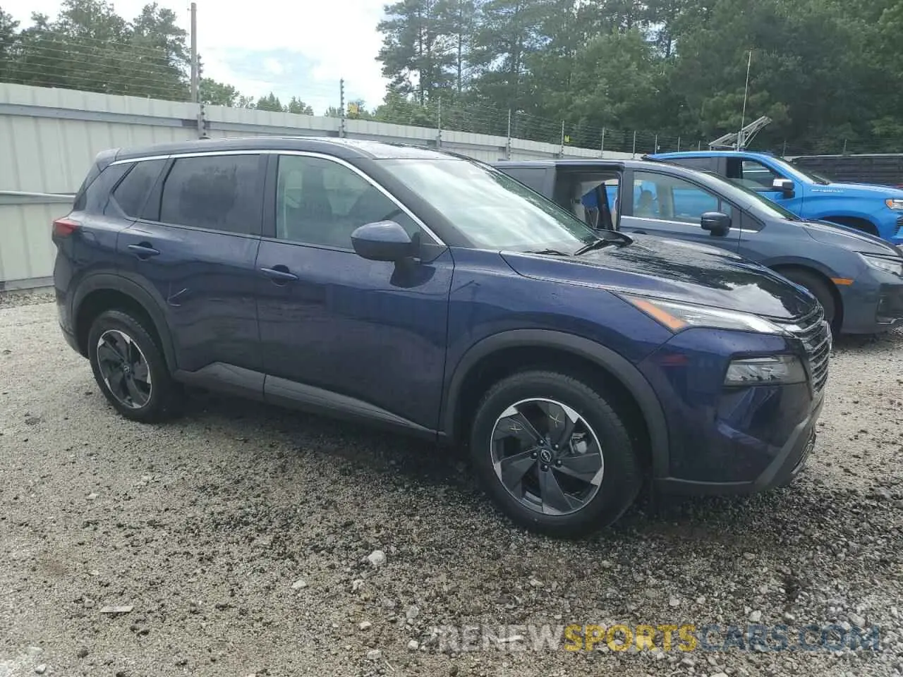 4 Photograph of a damaged car 5N1BT3BB9SC797636 NISSAN ROGUE 2025