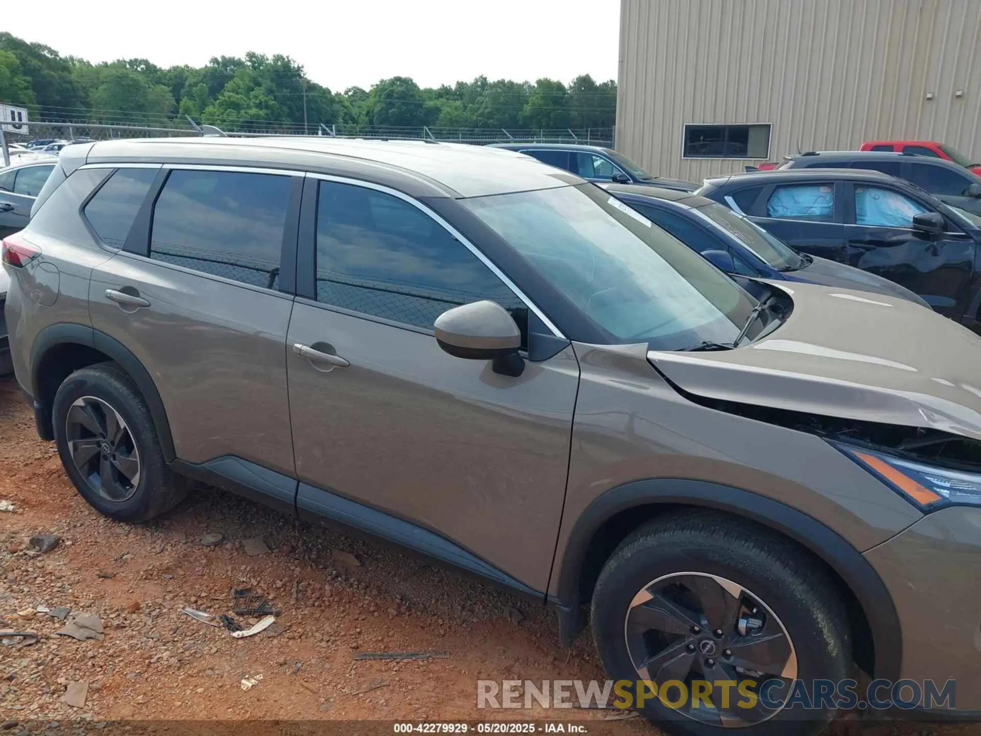 13 Photograph of a damaged car 5N1BT3BBXSC675464 NISSAN ROGUE 2025