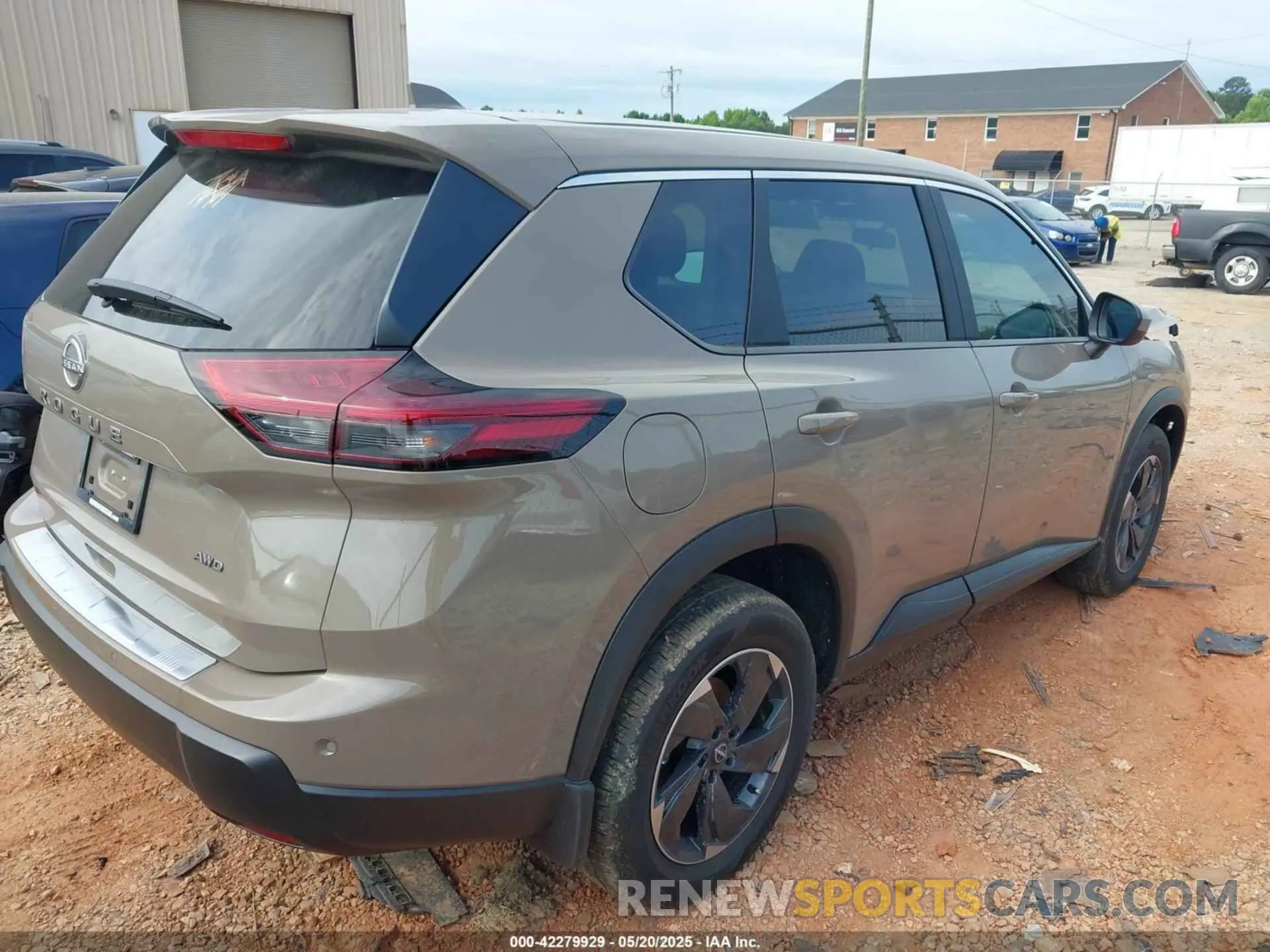 4 Photograph of a damaged car 5N1BT3BBXSC675464 NISSAN ROGUE 2025