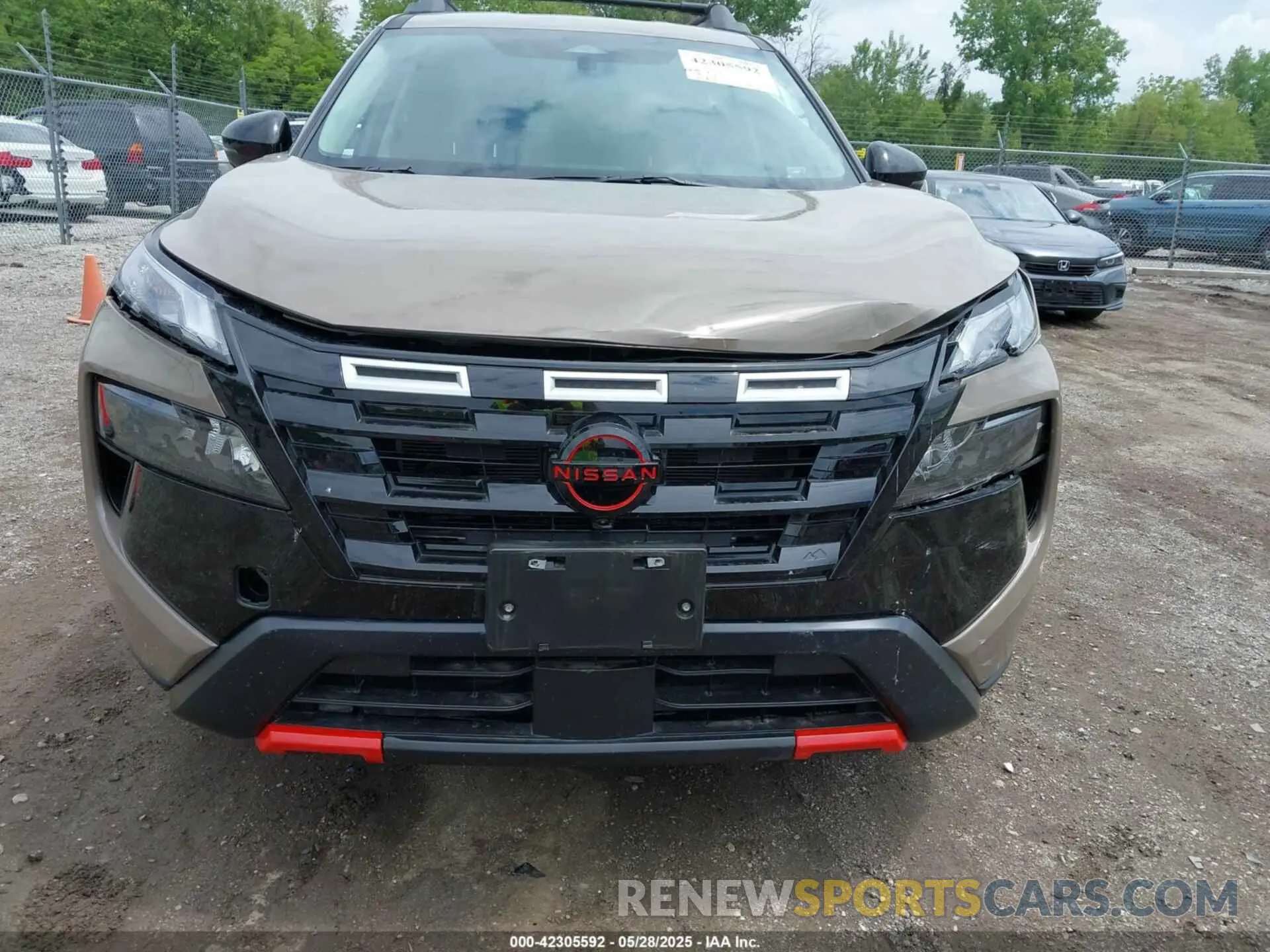 12 Photograph of a damaged car 5N1BT3BBXSC805856 NISSAN ROGUE 2025