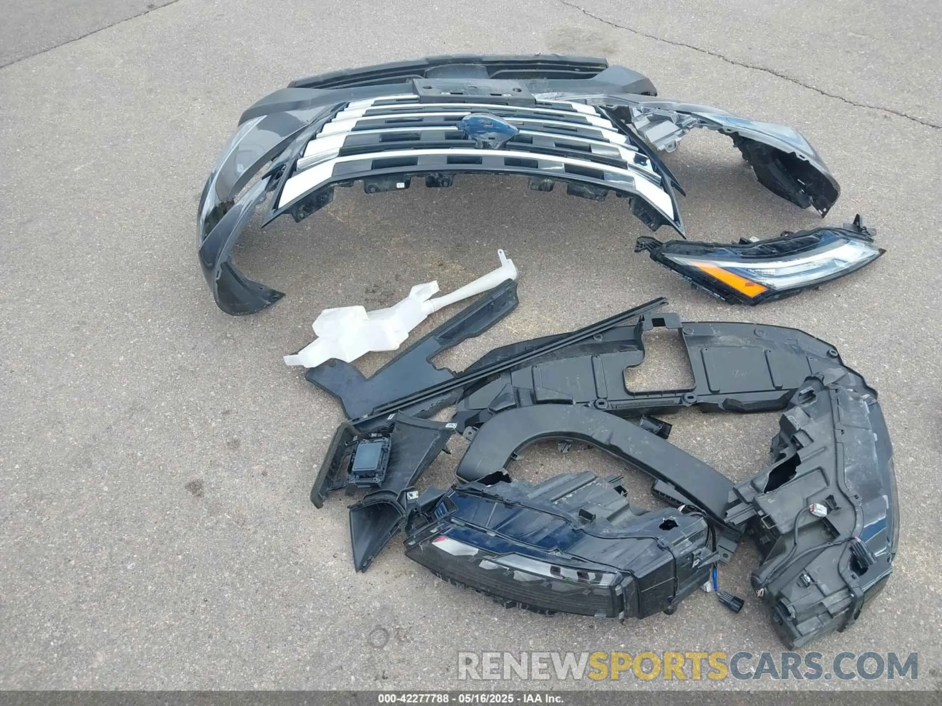12 Photograph of a damaged car JN8BT3BA4SW343924 NISSAN ROGUE 2025