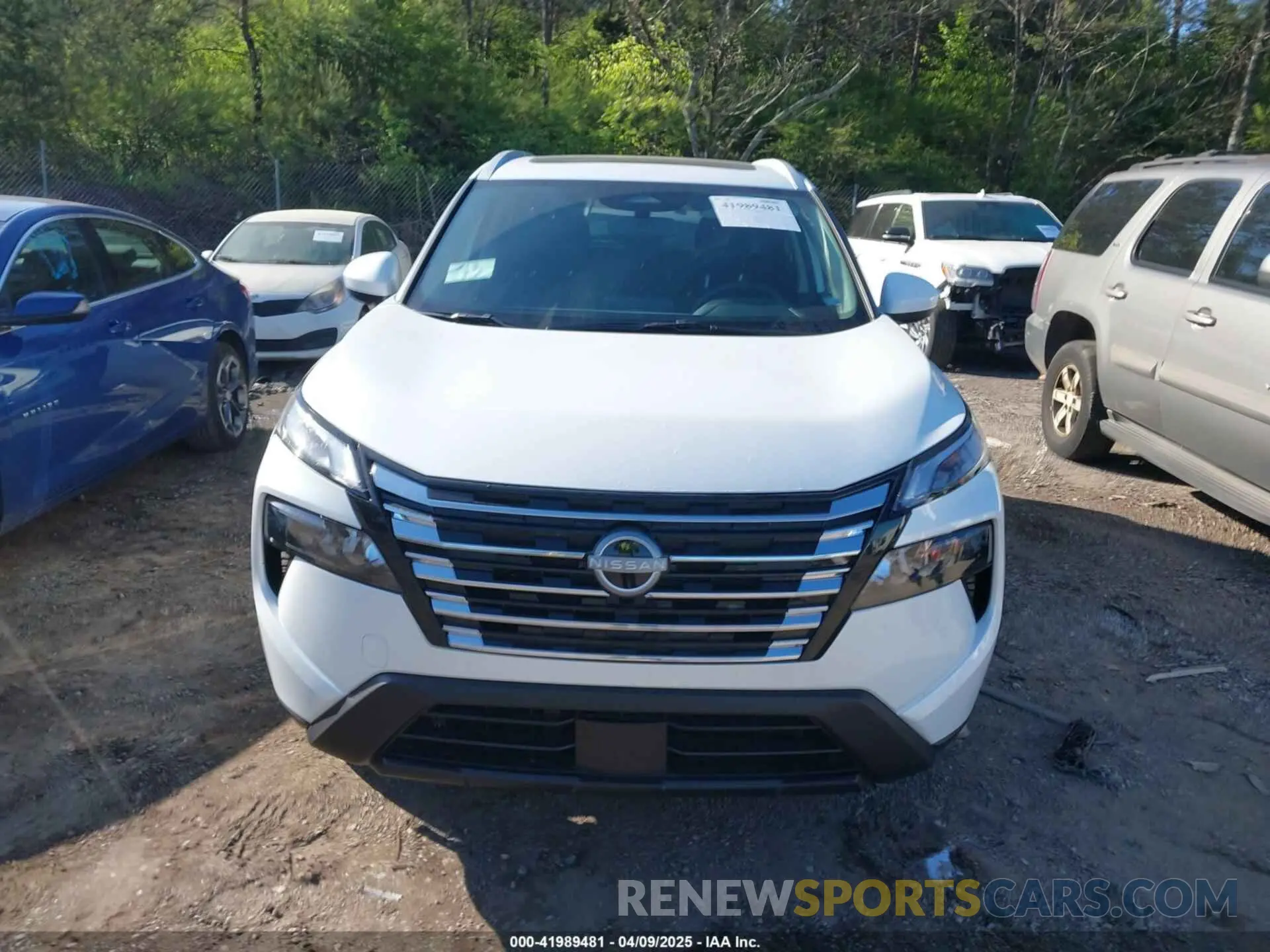 13 Photograph of a damaged car JN8BT3BA7SW007622 NISSAN ROGUE 2025