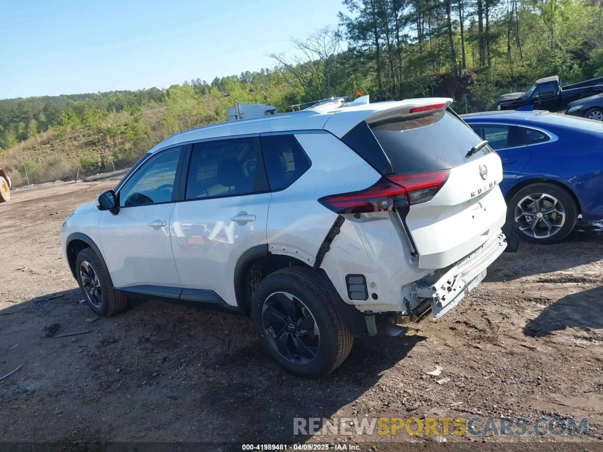 15 Photograph of a damaged car JN8BT3BA7SW007622 NISSAN ROGUE 2025