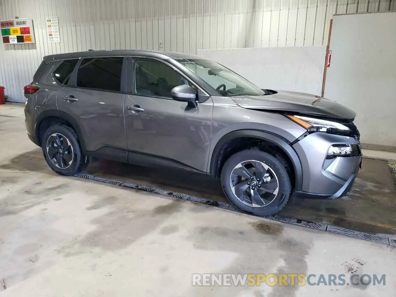 4 Photograph of a damaged car JN8BT3BB4SW159480 NISSAN ROGUE 2025