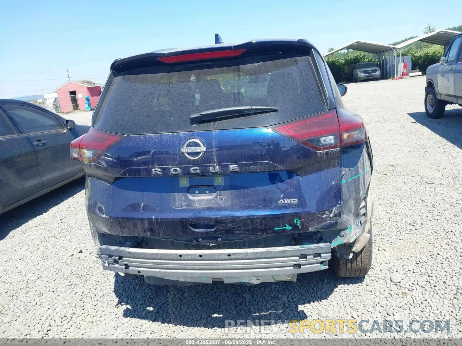 17 Photograph of a damaged car JN8BT3BB8SW156355 NISSAN ROGUE 2025