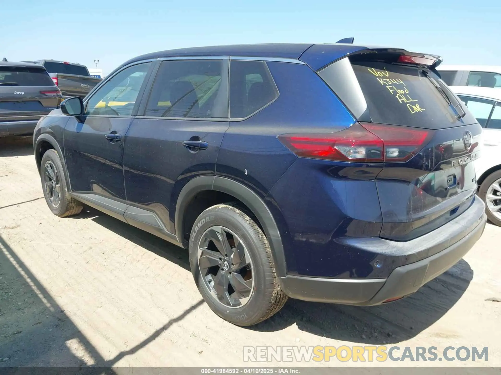 3 Photograph of a damaged car JN8BT3BB9SW163234 NISSAN ROGUE 2025