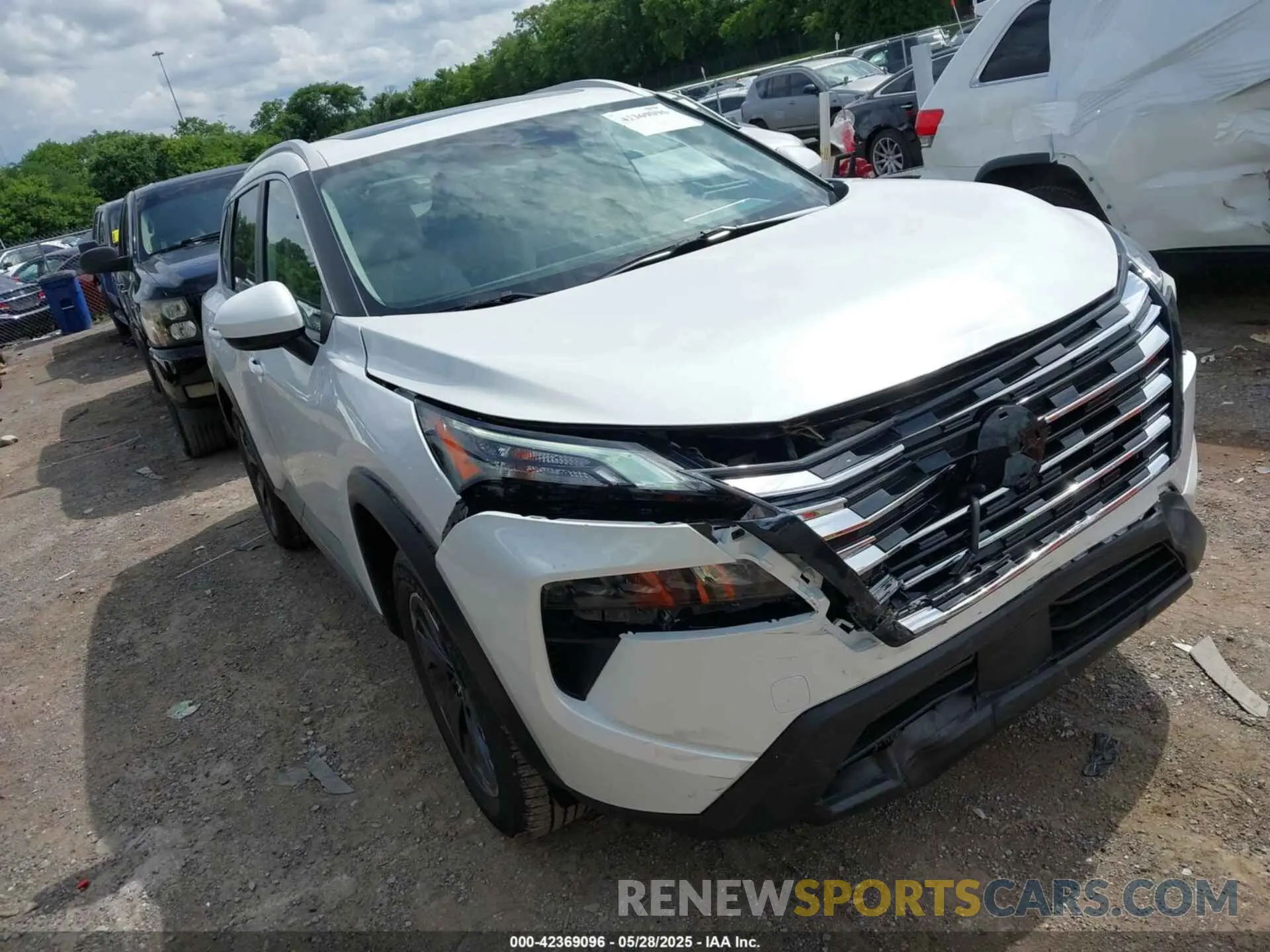 1 Photograph of a damaged car JN8BT3BBXSW153523 NISSAN ROGUE 2025