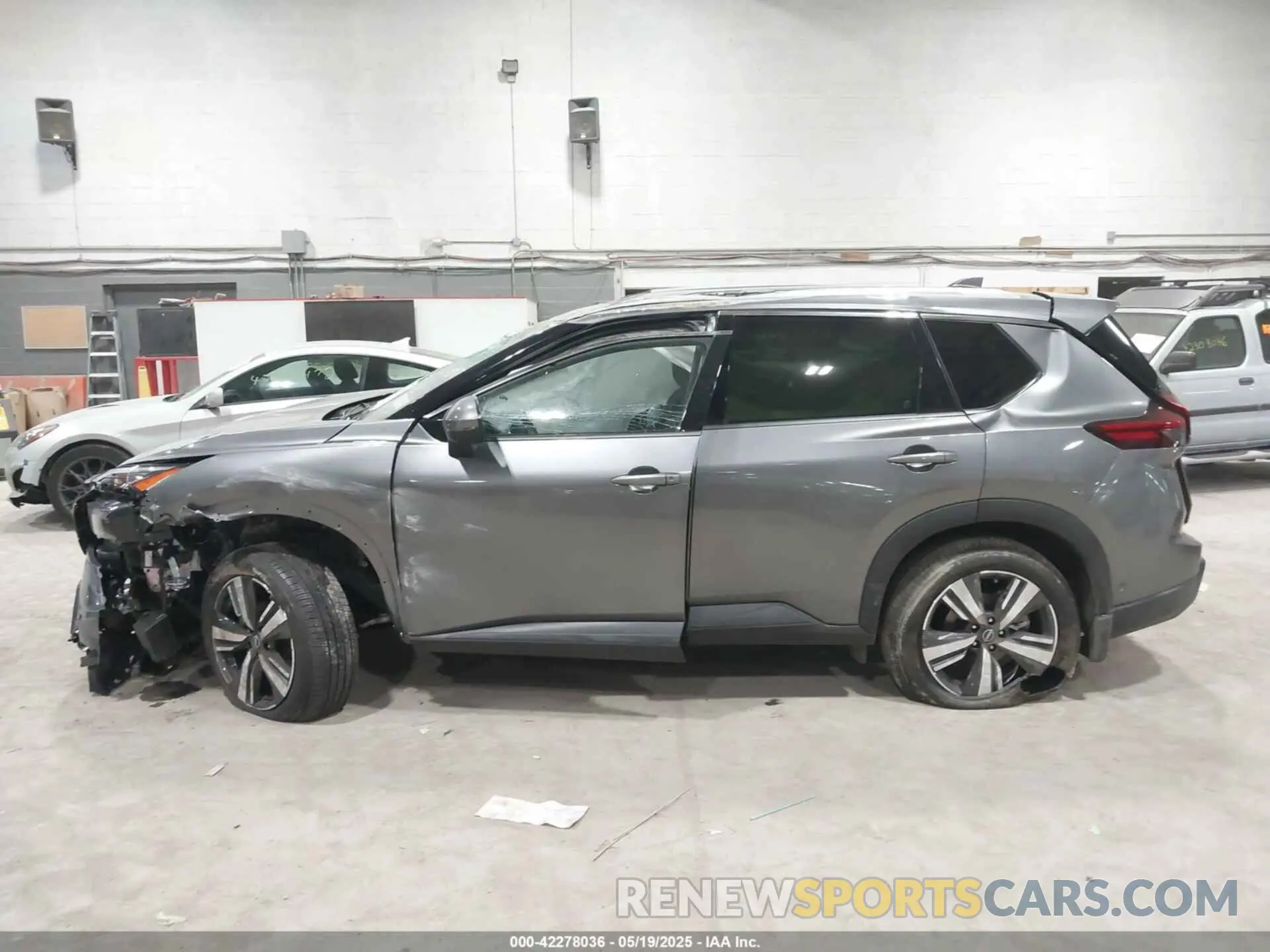 15 Photograph of a damaged car JN8BT3CB0SW153674 NISSAN ROGUE 2025