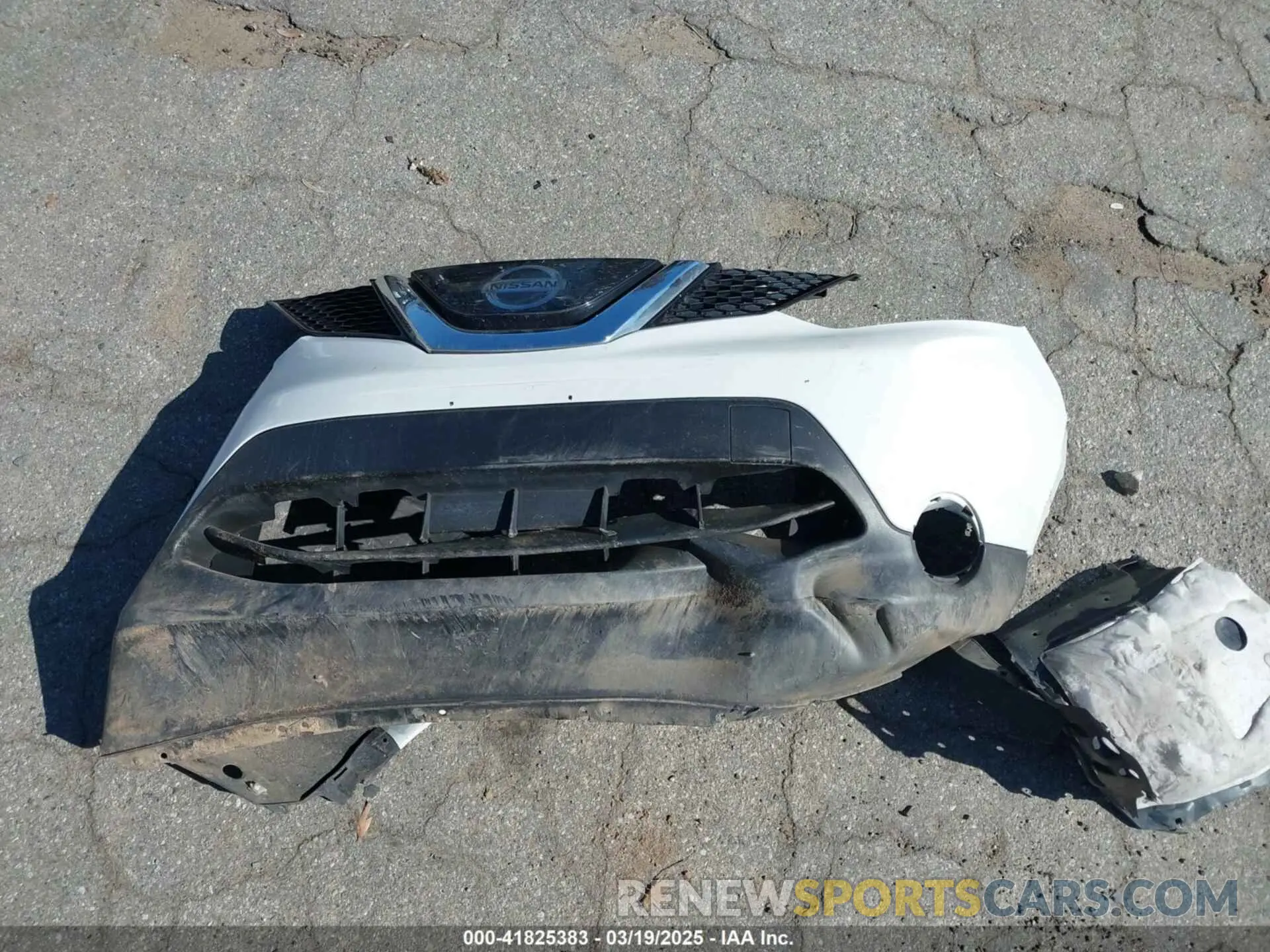 12 Photograph of a damaged car JN1BJ1CP0KW218558 NISSAN ROGUE SPORT 2019
