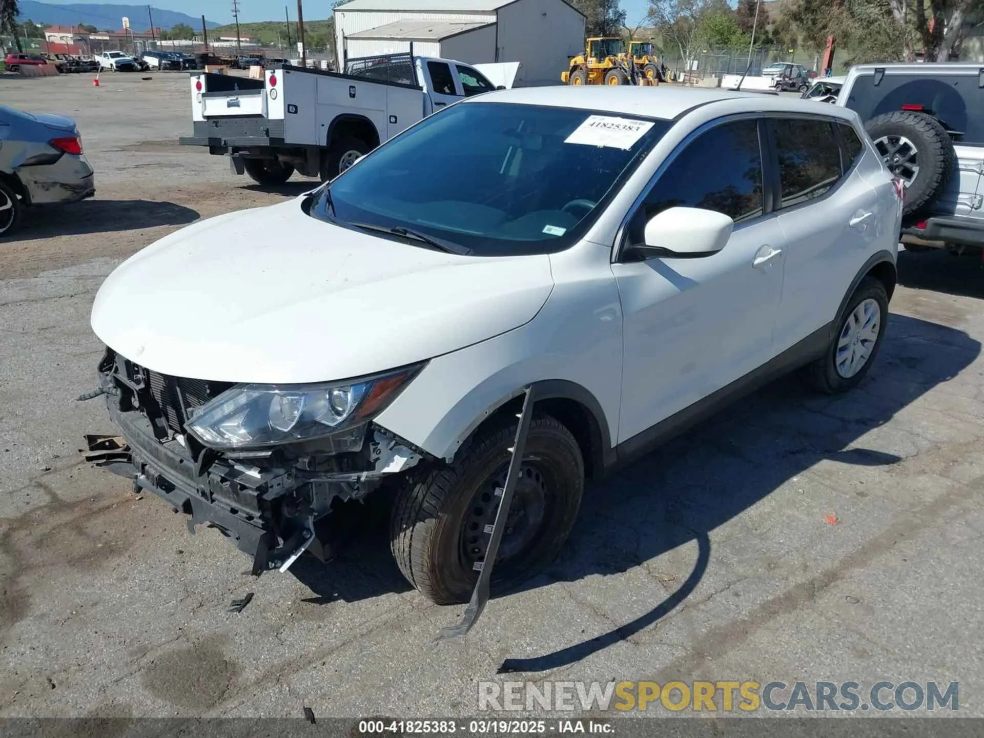 2 Photograph of a damaged car JN1BJ1CP0KW218558 NISSAN ROGUE SPORT 2019
