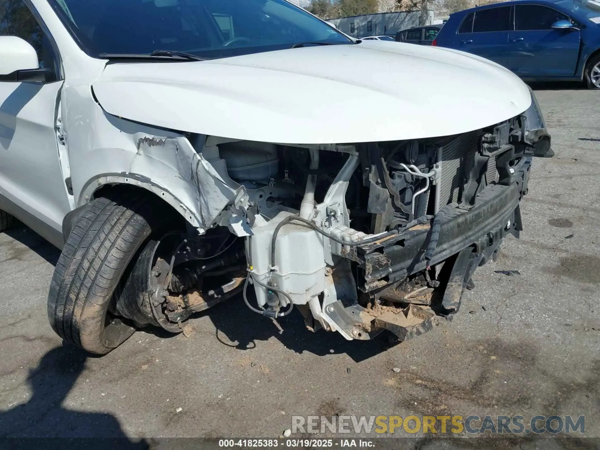 6 Photograph of a damaged car JN1BJ1CP0KW218558 NISSAN ROGUE SPORT 2019