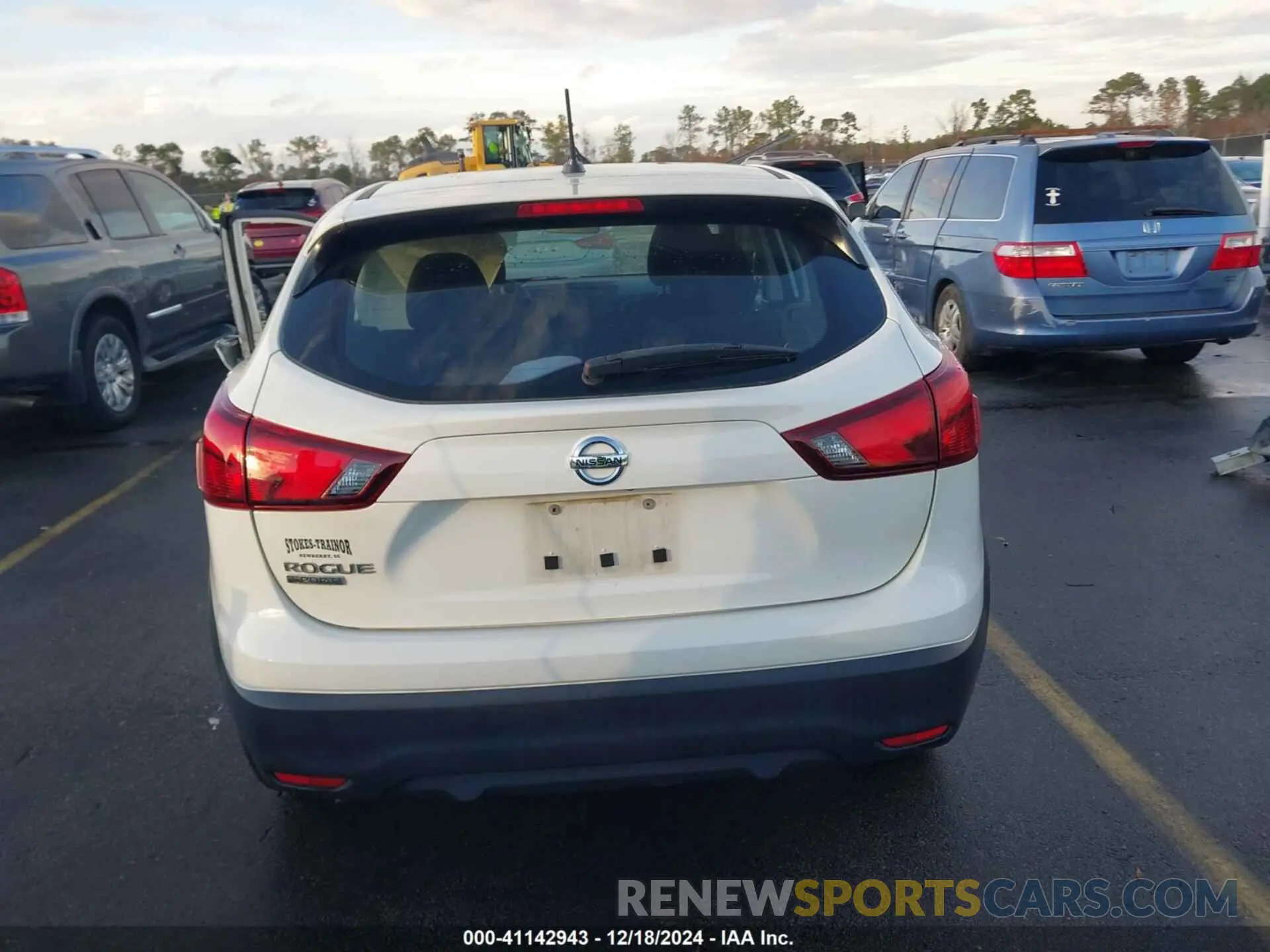 15 Photograph of a damaged car JN1BJ1CP0KW236090 NISSAN ROGUE SPORT 2019