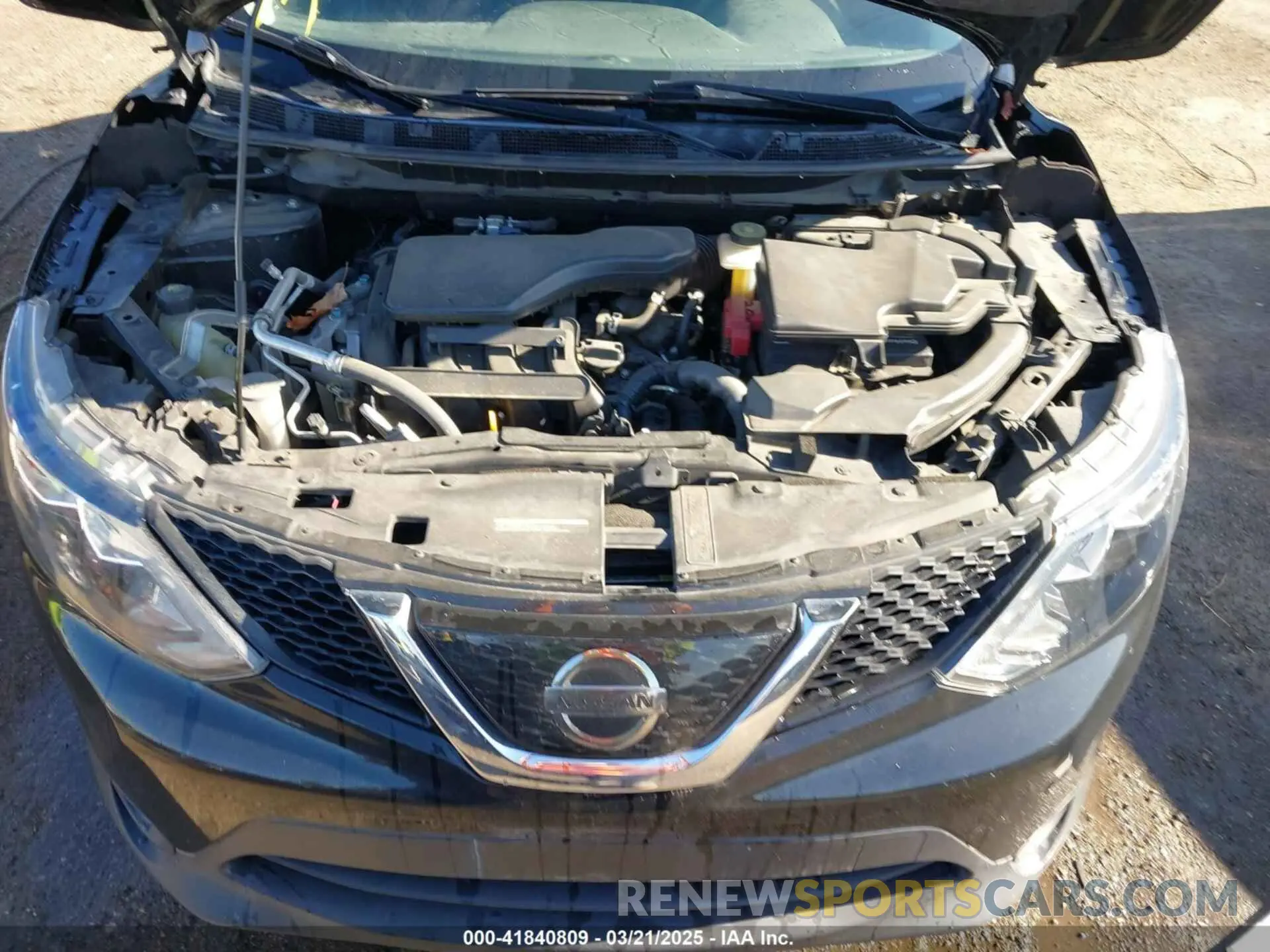 10 Photograph of a damaged car JN1BJ1CP0KW241337 NISSAN ROGUE SPORT 2019