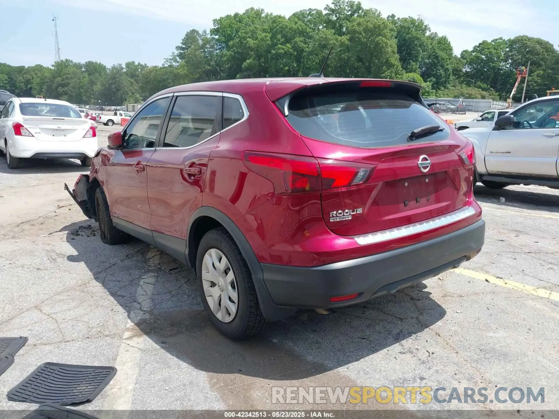 3 Photograph of a damaged car JN1BJ1CP0KW242469 NISSAN ROGUE SPORT 2019