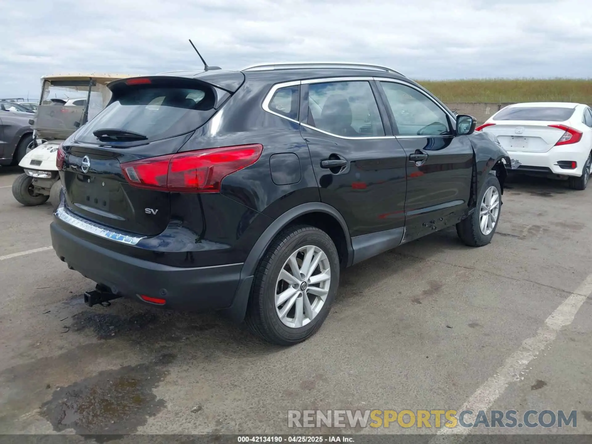 4 Photograph of a damaged car JN1BJ1CP0KW526605 NISSAN ROGUE SPORT 2019