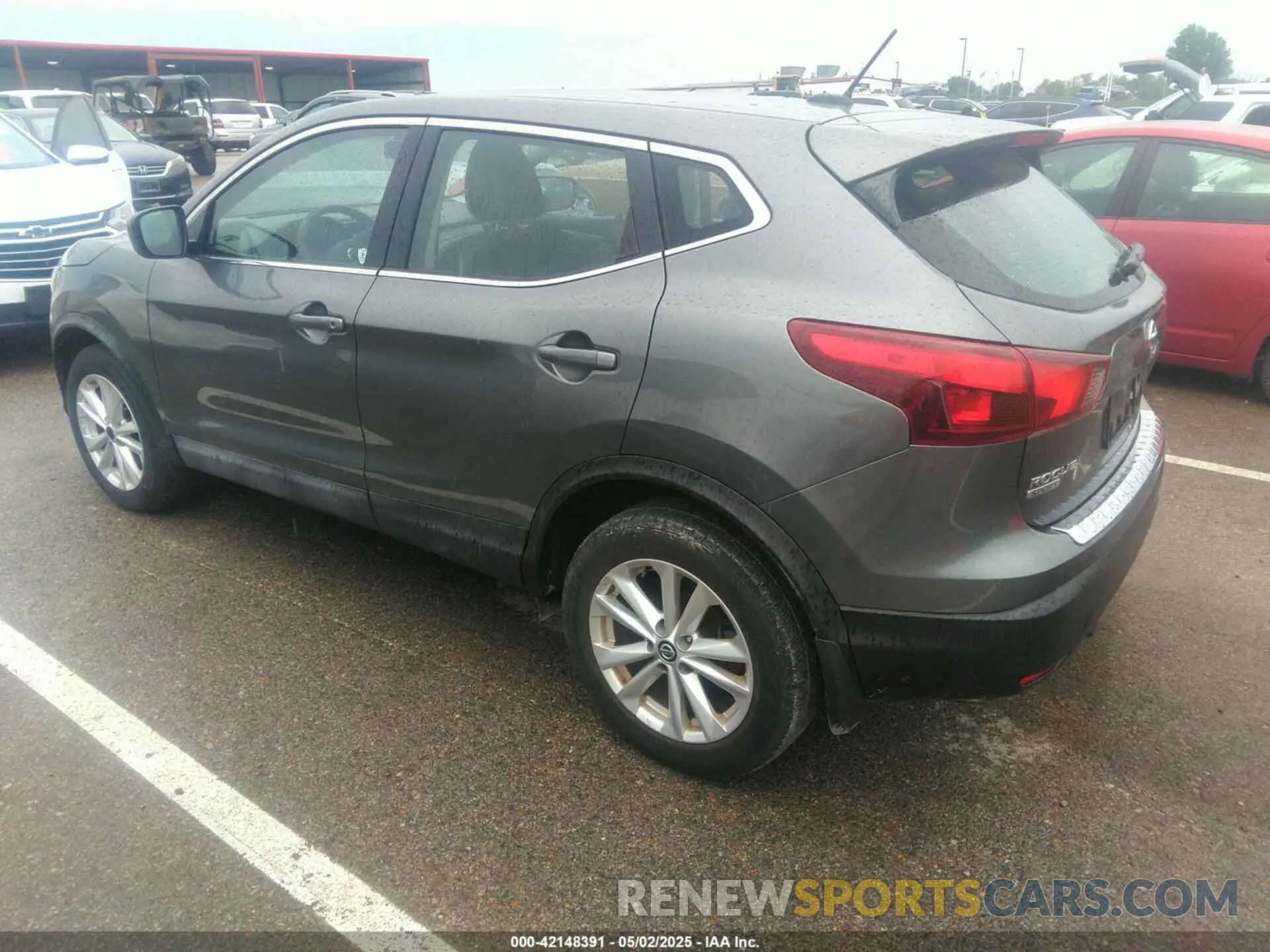 3 Photograph of a damaged car JN1BJ1CP1KW525477 NISSAN ROGUE SPORT 2019