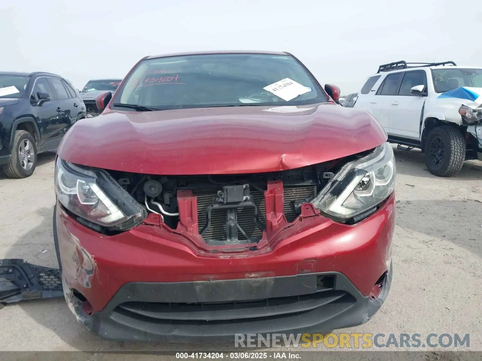 13 Photograph of a damaged car JN1BJ1CP3KW218361 NISSAN ROGUE SPORT 2019