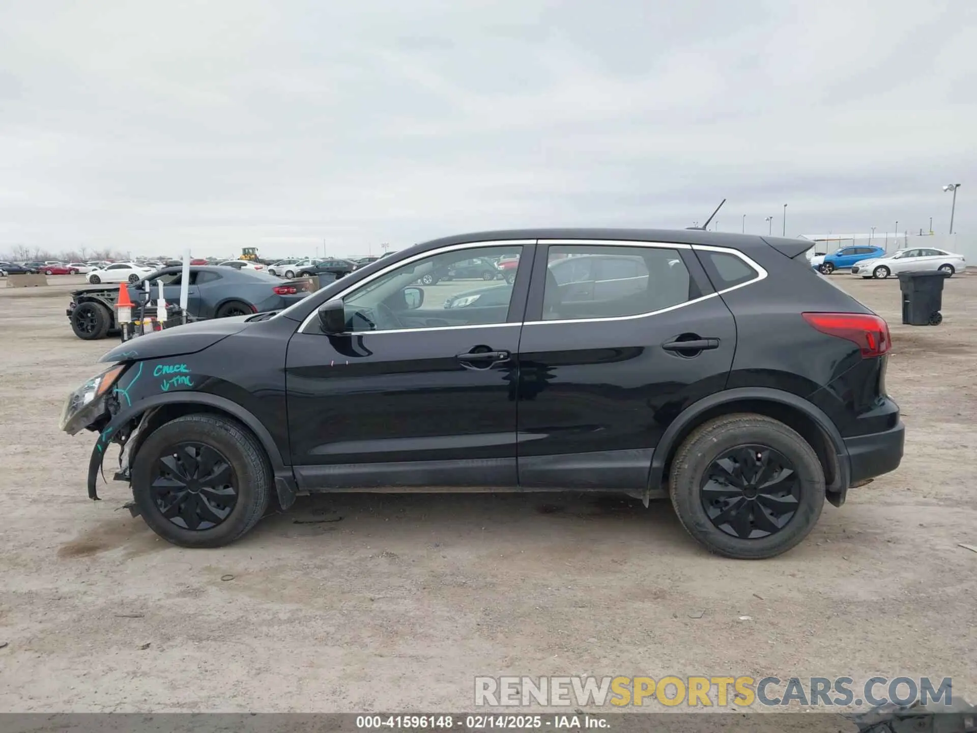 15 Photograph of a damaged car JN1BJ1CP4KW520483 NISSAN ROGUE SPORT 2019