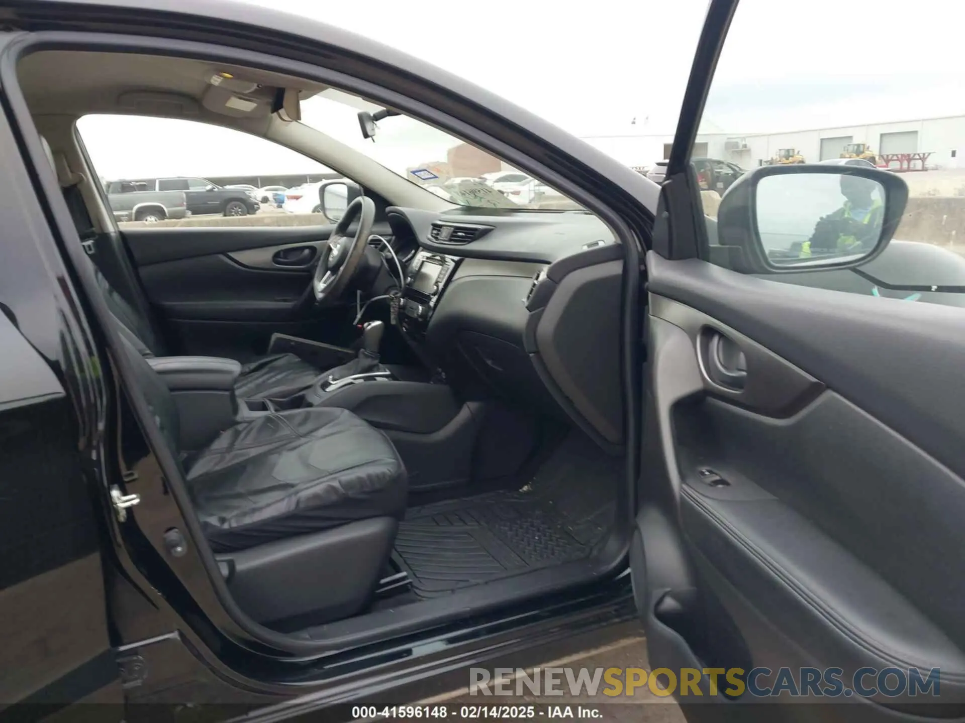 5 Photograph of a damaged car JN1BJ1CP4KW520483 NISSAN ROGUE SPORT 2019