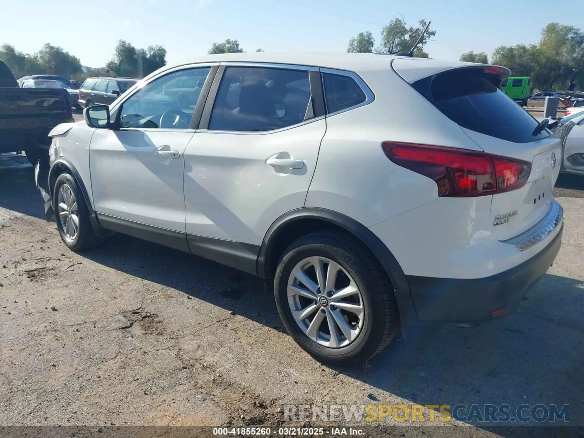 3 Photograph of a damaged car JN1BJ1CP5KW226980 NISSAN ROGUE SPORT 2019