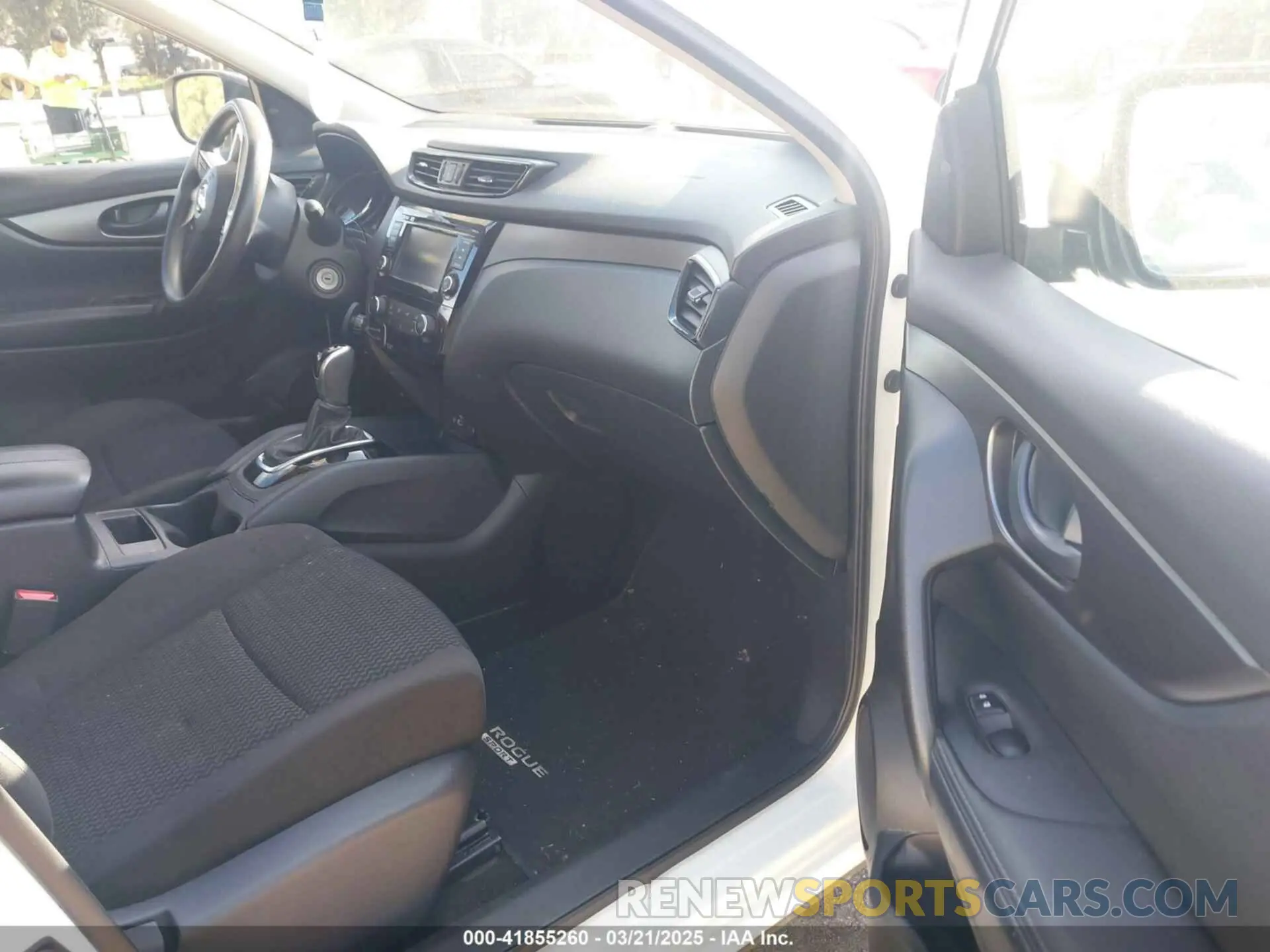 5 Photograph of a damaged car JN1BJ1CP5KW226980 NISSAN ROGUE SPORT 2019