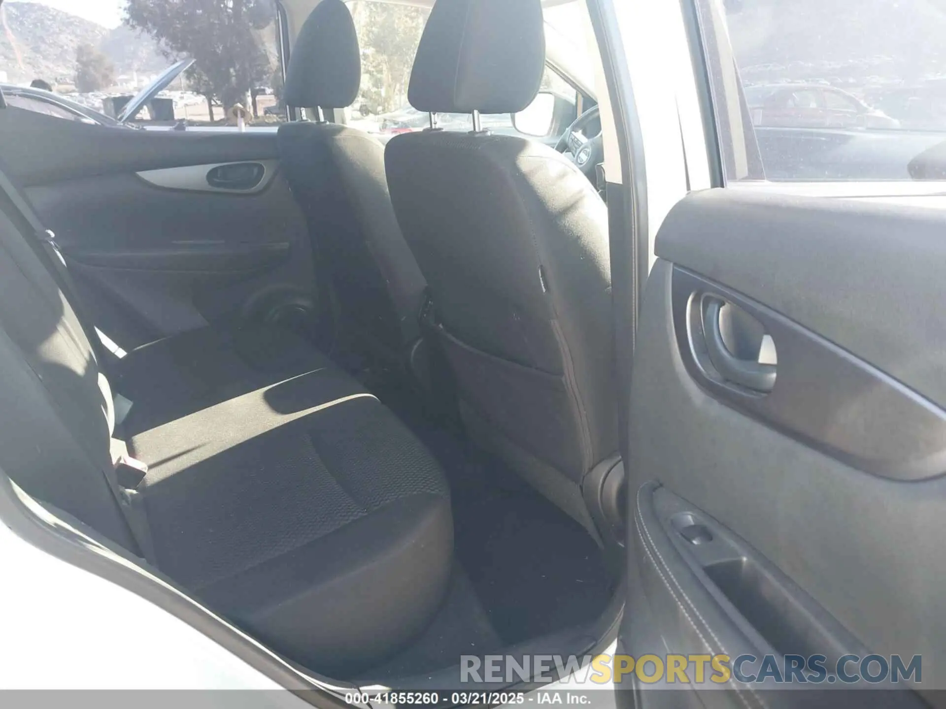8 Photograph of a damaged car JN1BJ1CP5KW226980 NISSAN ROGUE SPORT 2019