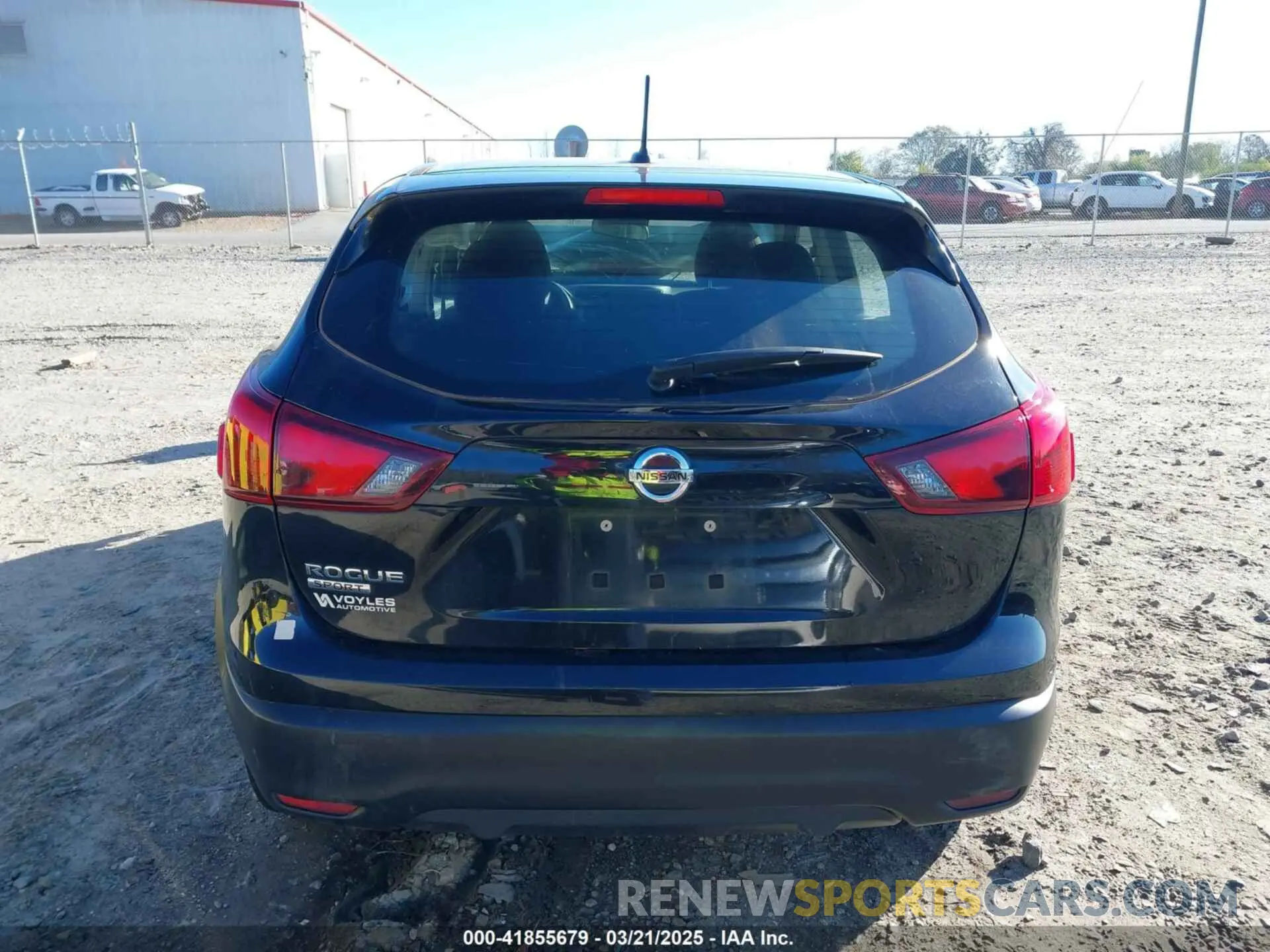 16 Photograph of a damaged car JN1BJ1CP5KW228289 NISSAN ROGUE SPORT 2019