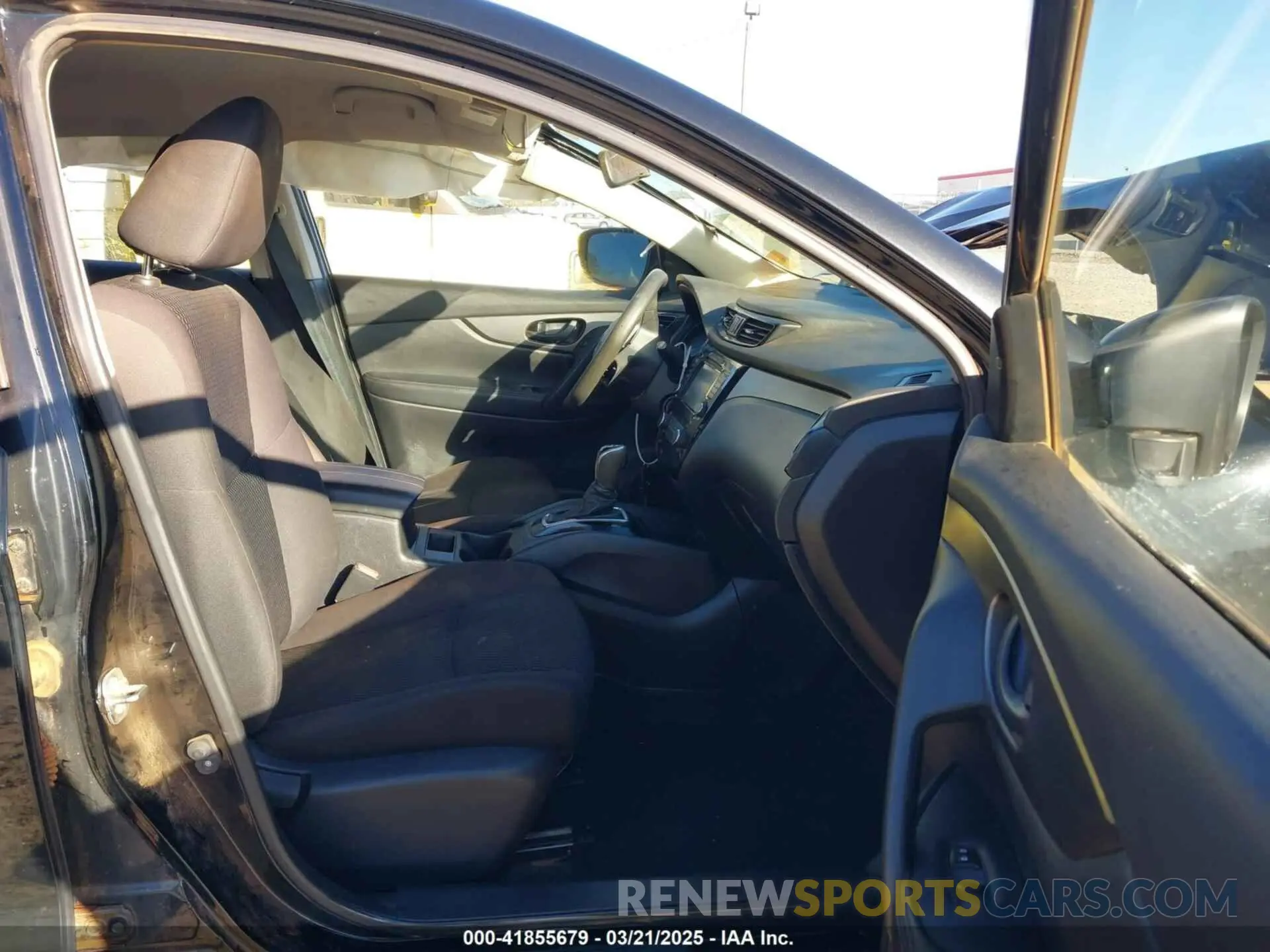 5 Photograph of a damaged car JN1BJ1CP5KW228289 NISSAN ROGUE SPORT 2019