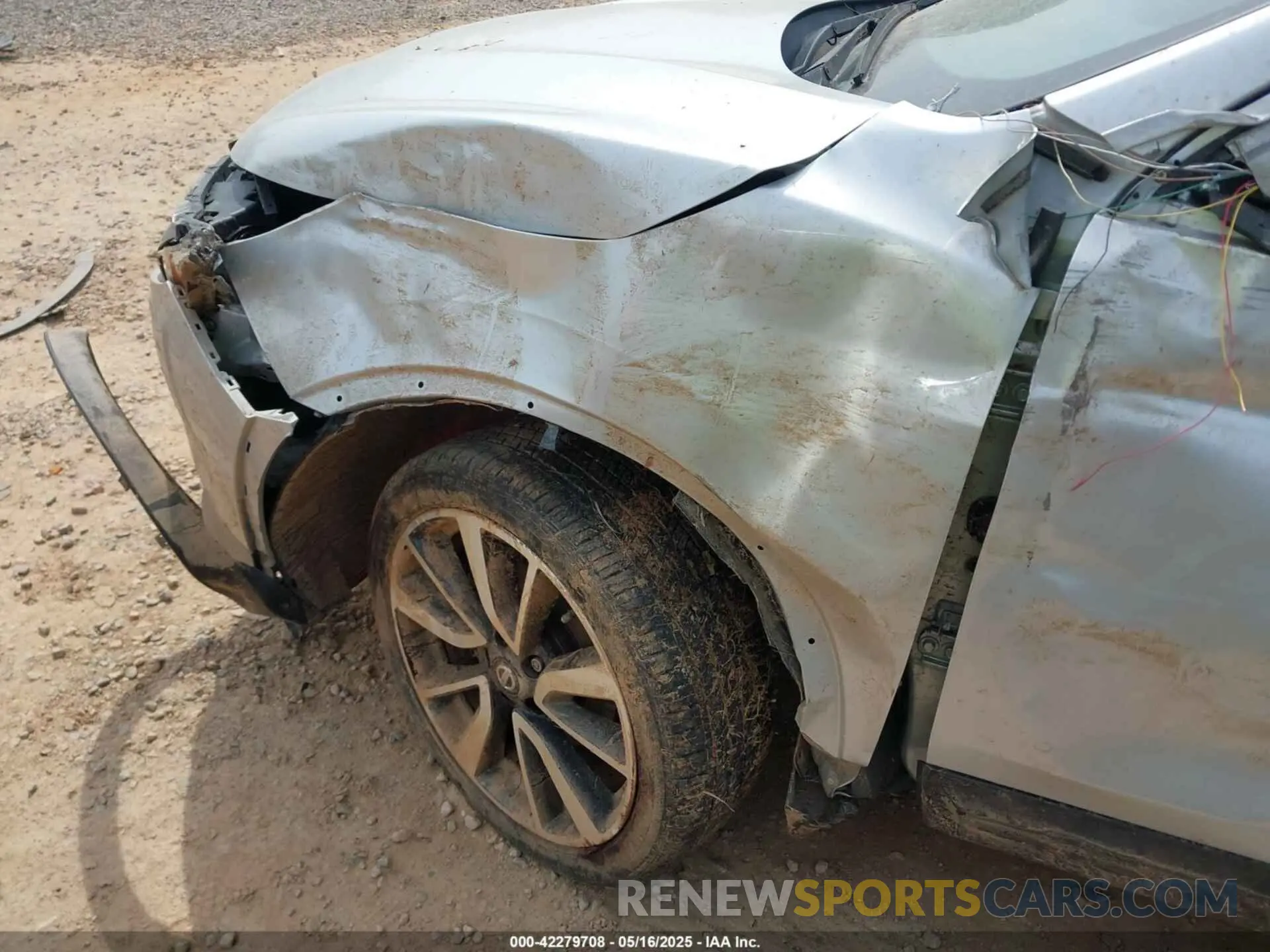 12 Photograph of a damaged car JN1BJ1CP5KW528298 NISSAN ROGUE SPORT 2019