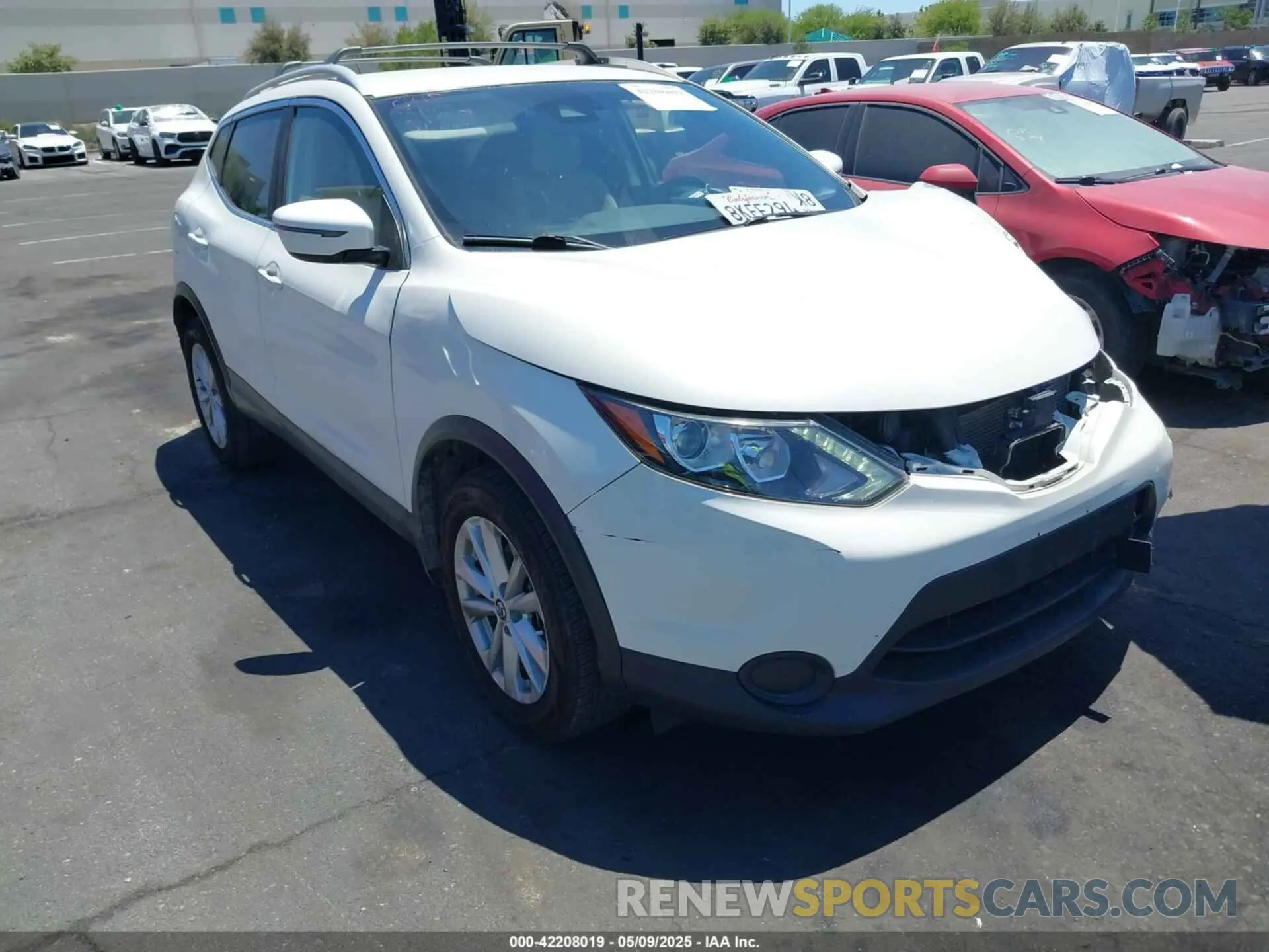 1 Photograph of a damaged car JN1BJ1CP6KW210321 NISSAN ROGUE SPORT 2019