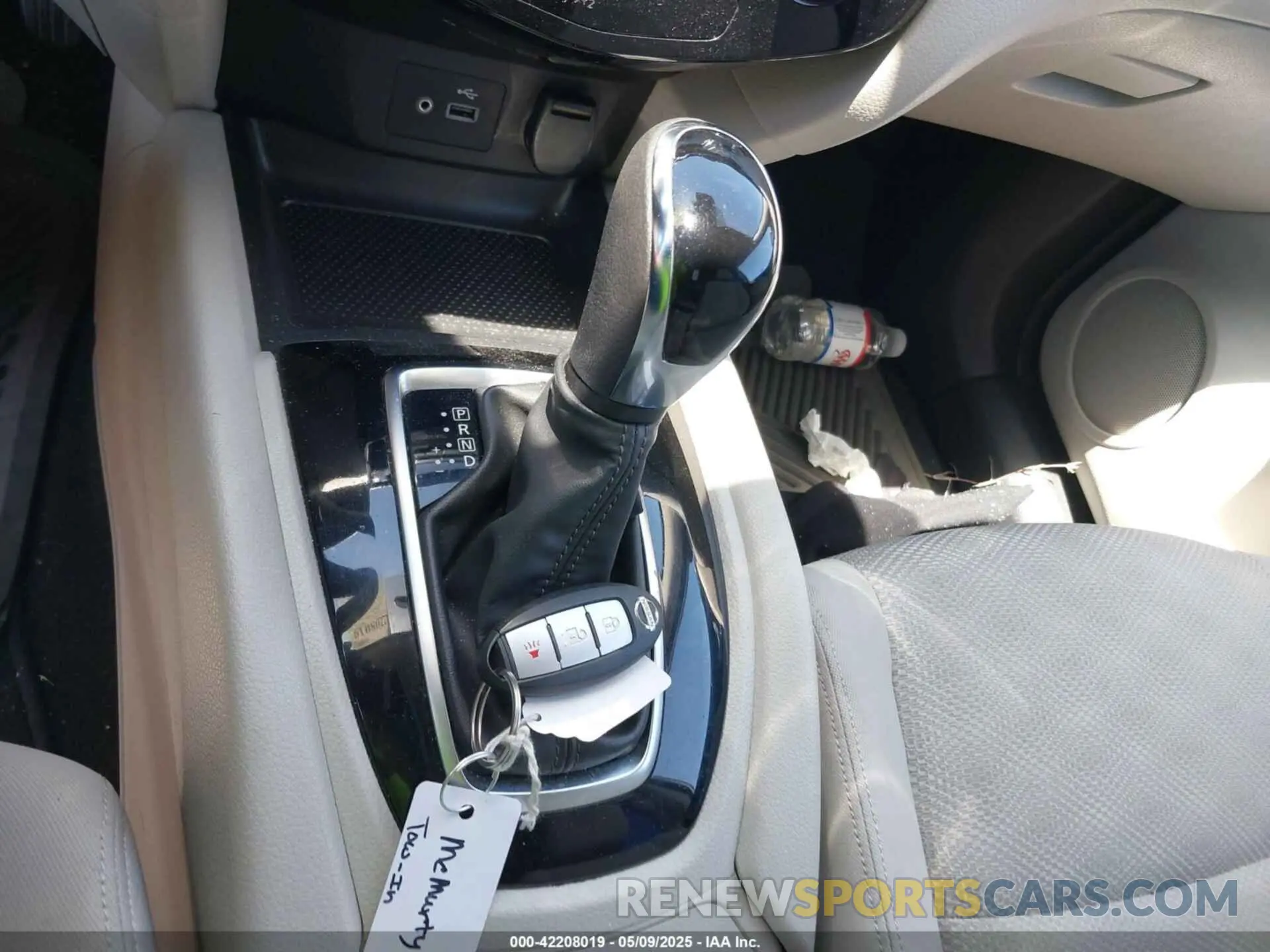 11 Photograph of a damaged car JN1BJ1CP6KW210321 NISSAN ROGUE SPORT 2019
