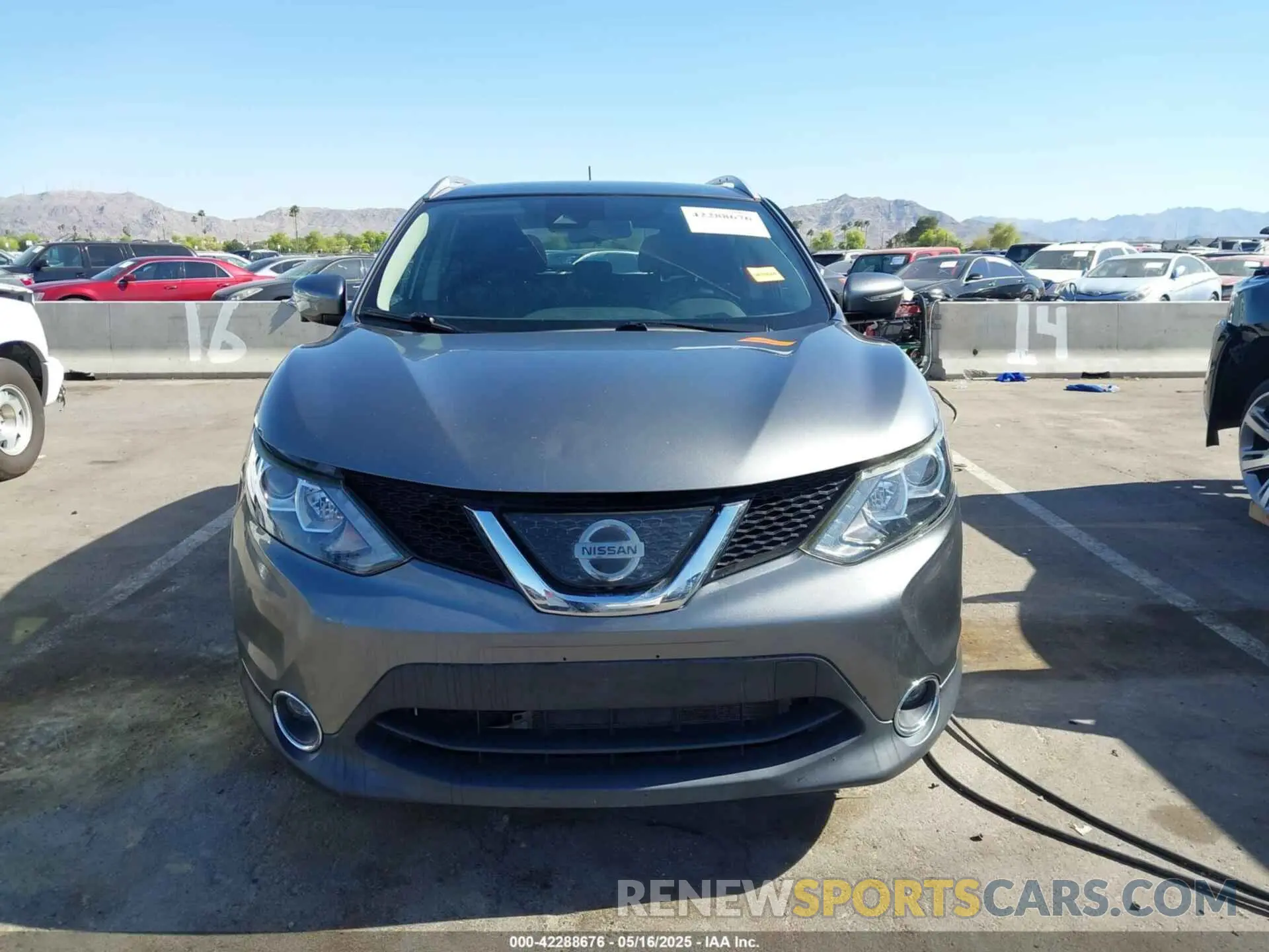 12 Photograph of a damaged car JN1BJ1CP6KW214496 NISSAN ROGUE SPORT 2019