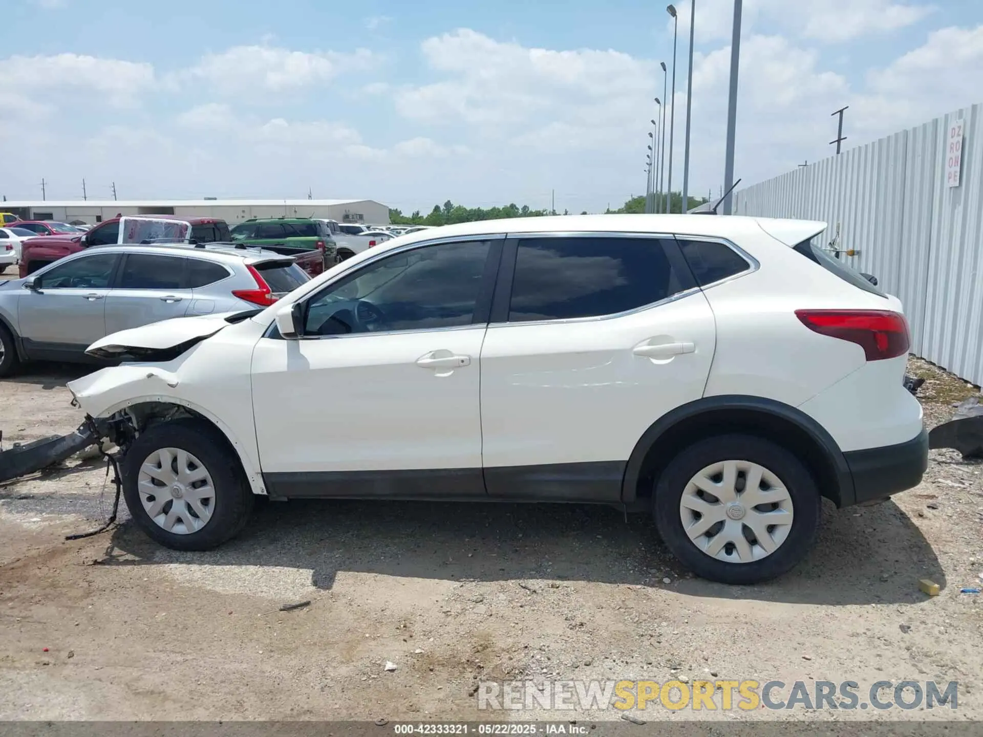 15 Photograph of a damaged car JN1BJ1CP6KW222386 NISSAN ROGUE SPORT 2019