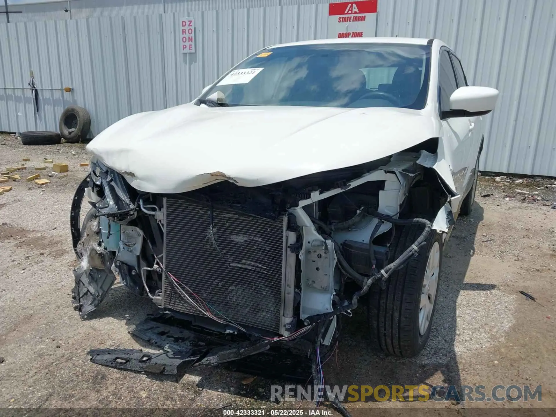 6 Photograph of a damaged car JN1BJ1CP6KW222386 NISSAN ROGUE SPORT 2019