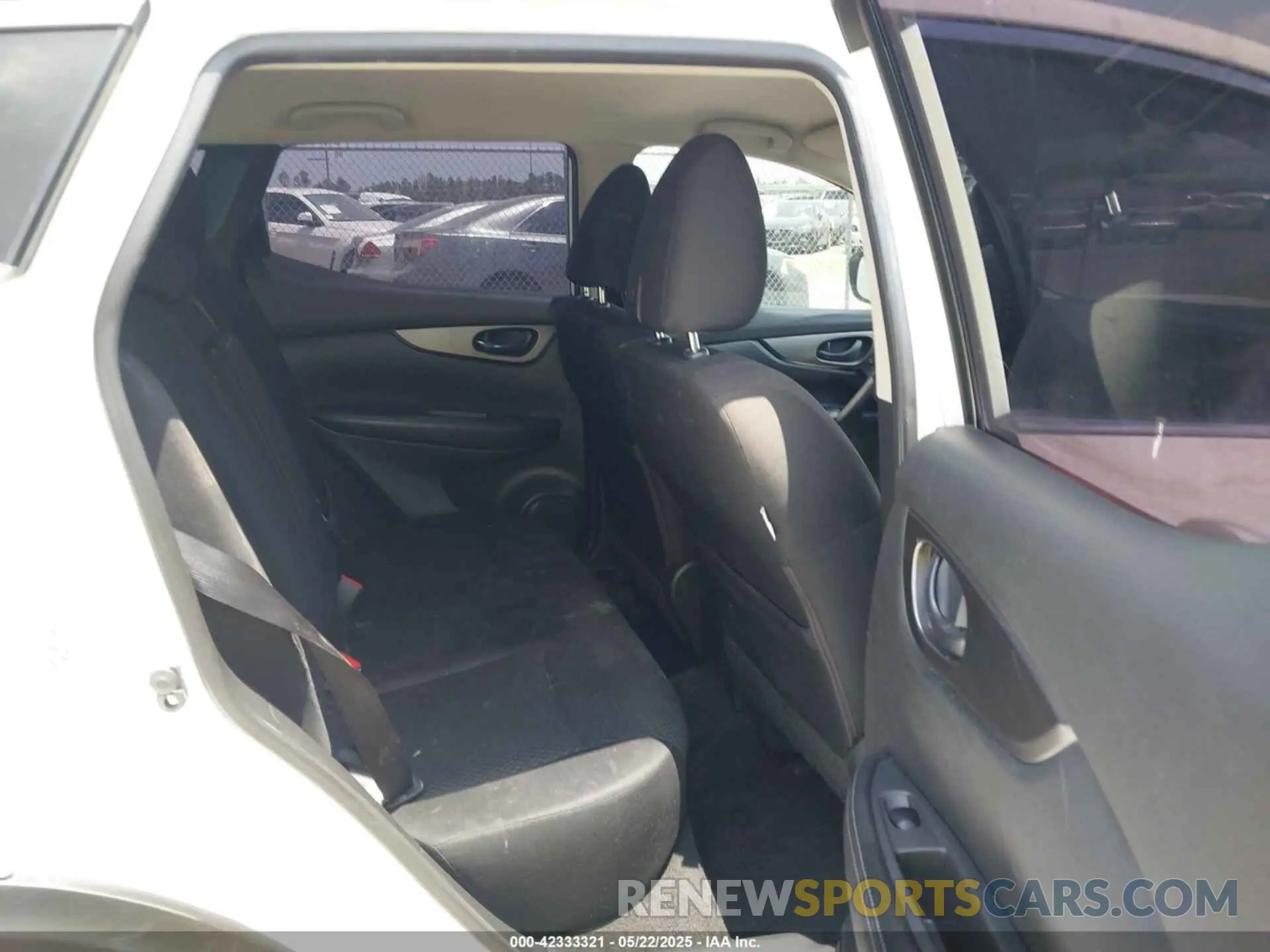 8 Photograph of a damaged car JN1BJ1CP6KW222386 NISSAN ROGUE SPORT 2019
