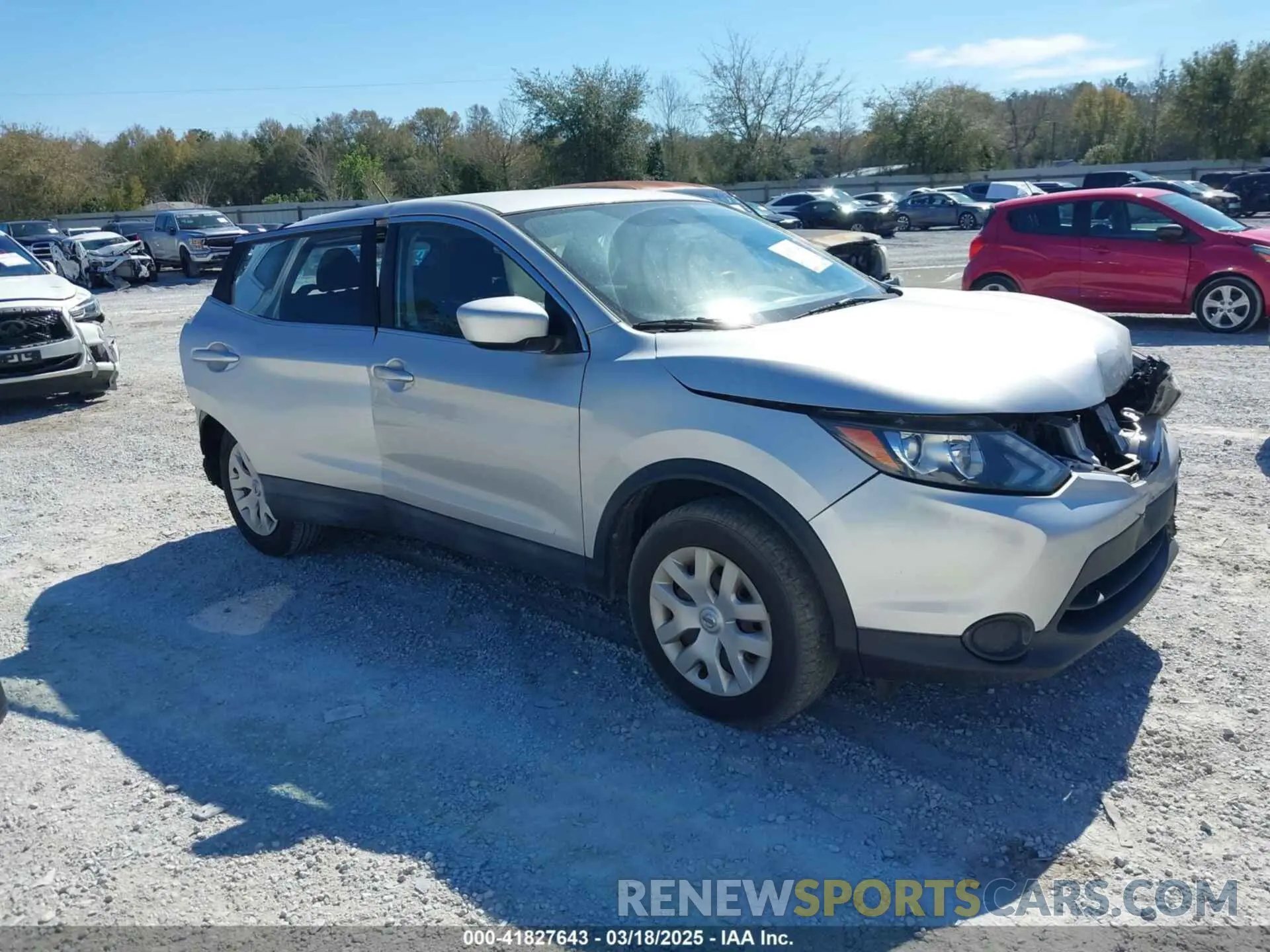 1 Photograph of a damaged car JN1BJ1CP6KW525927 NISSAN ROGUE SPORT 2019