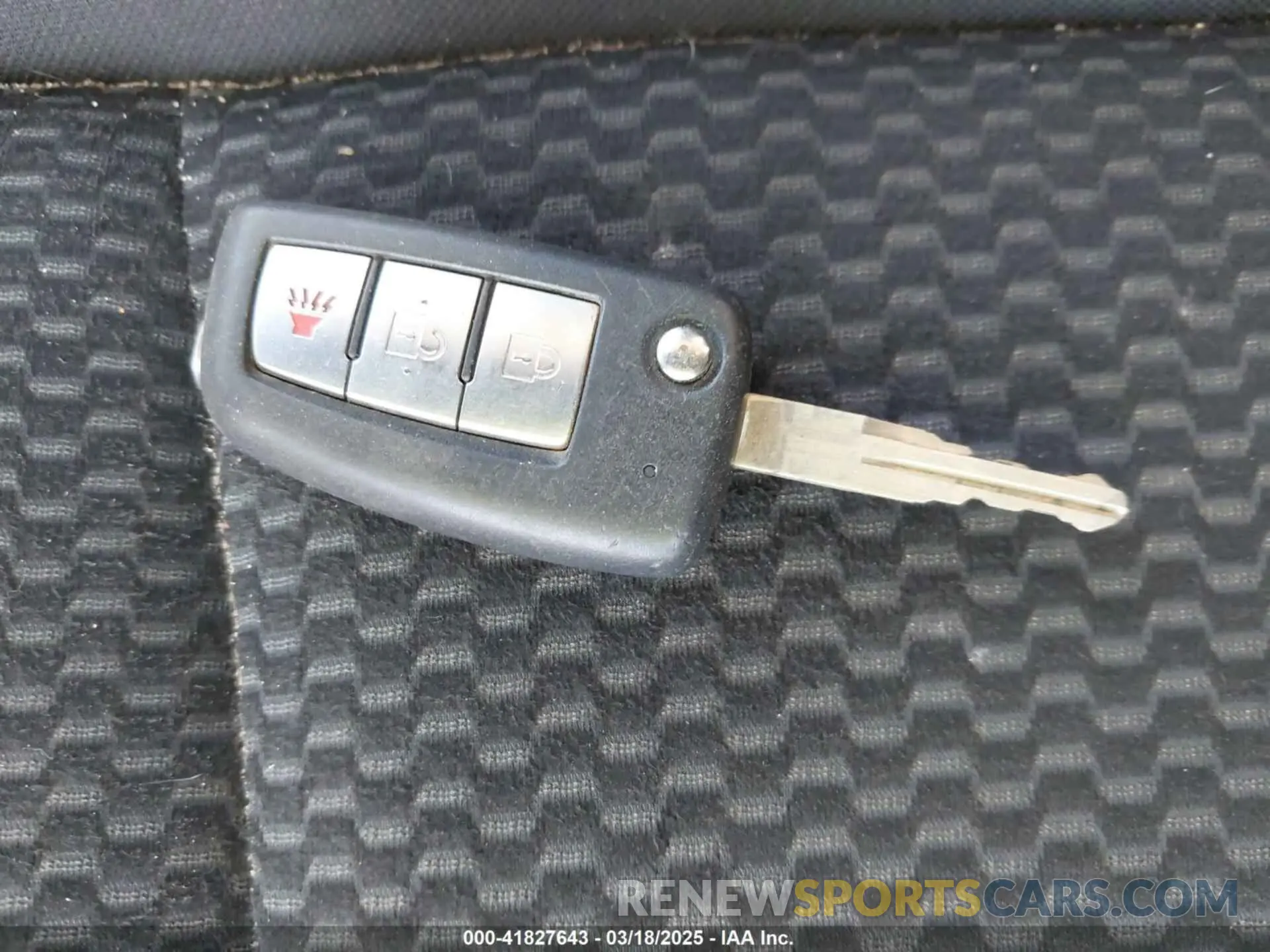 11 Photograph of a damaged car JN1BJ1CP6KW525927 NISSAN ROGUE SPORT 2019