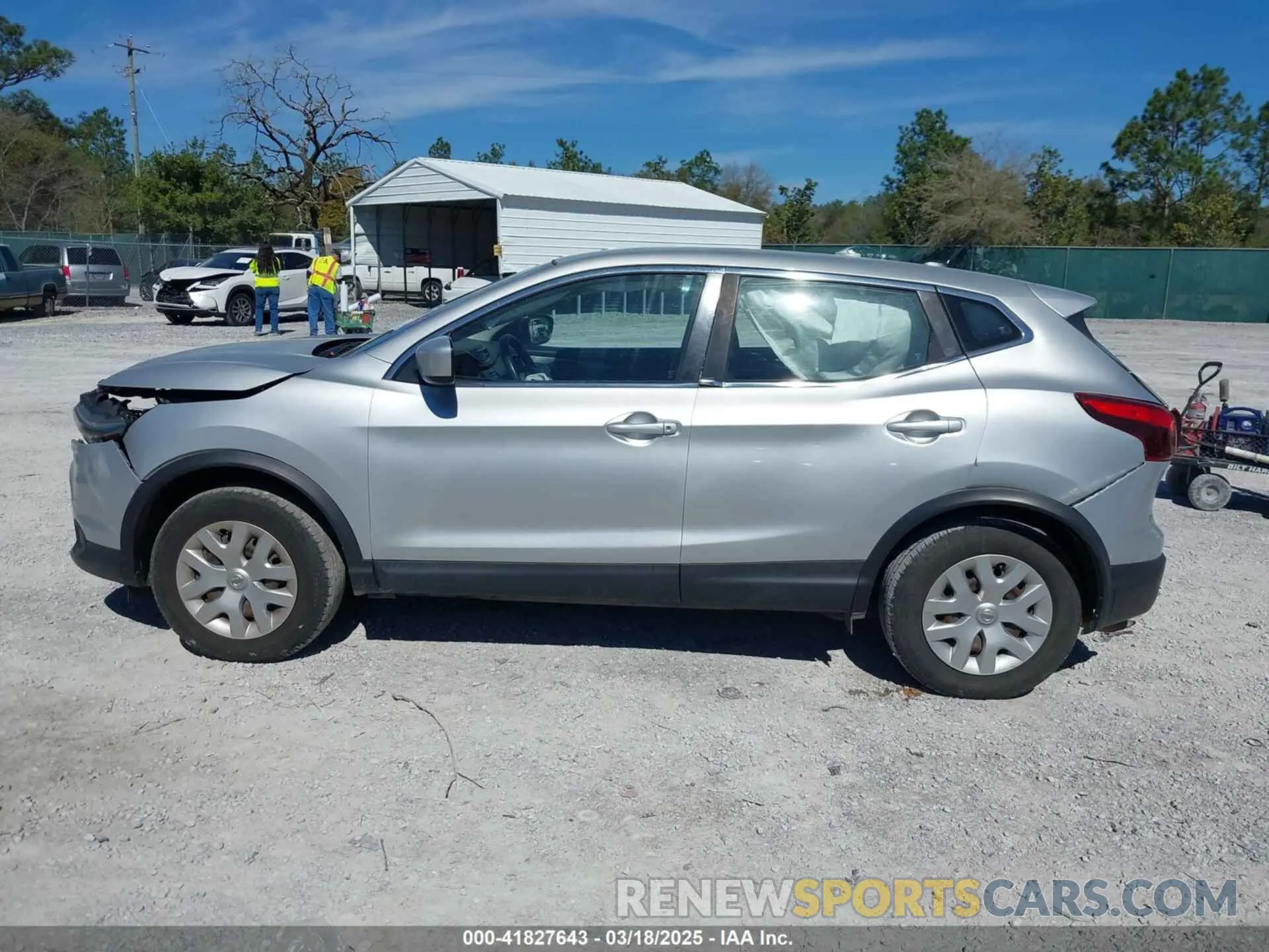15 Photograph of a damaged car JN1BJ1CP6KW525927 NISSAN ROGUE SPORT 2019