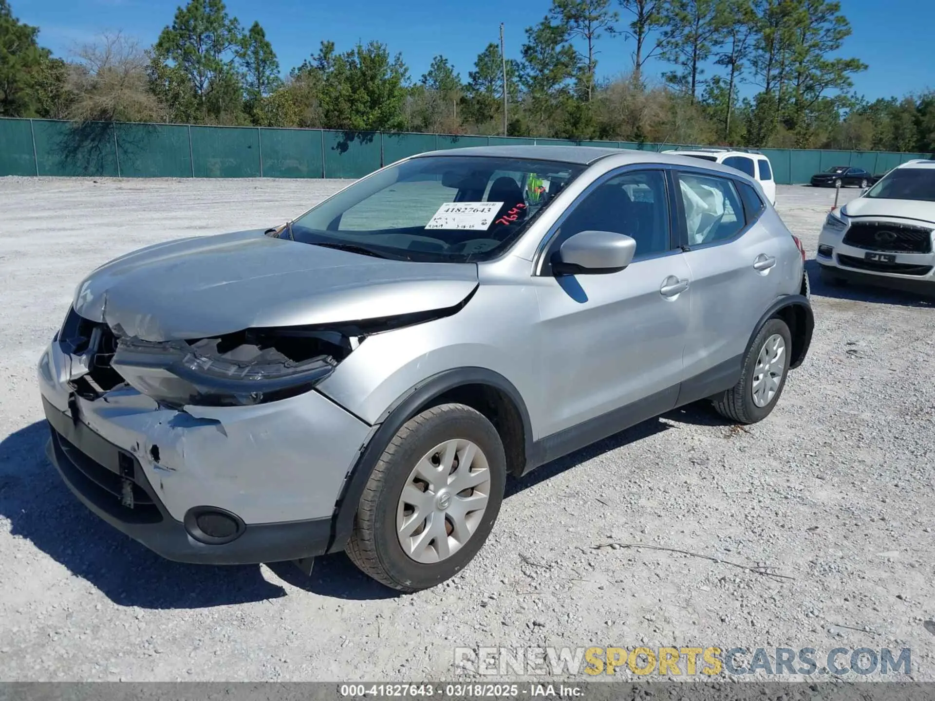 2 Photograph of a damaged car JN1BJ1CP6KW525927 NISSAN ROGUE SPORT 2019