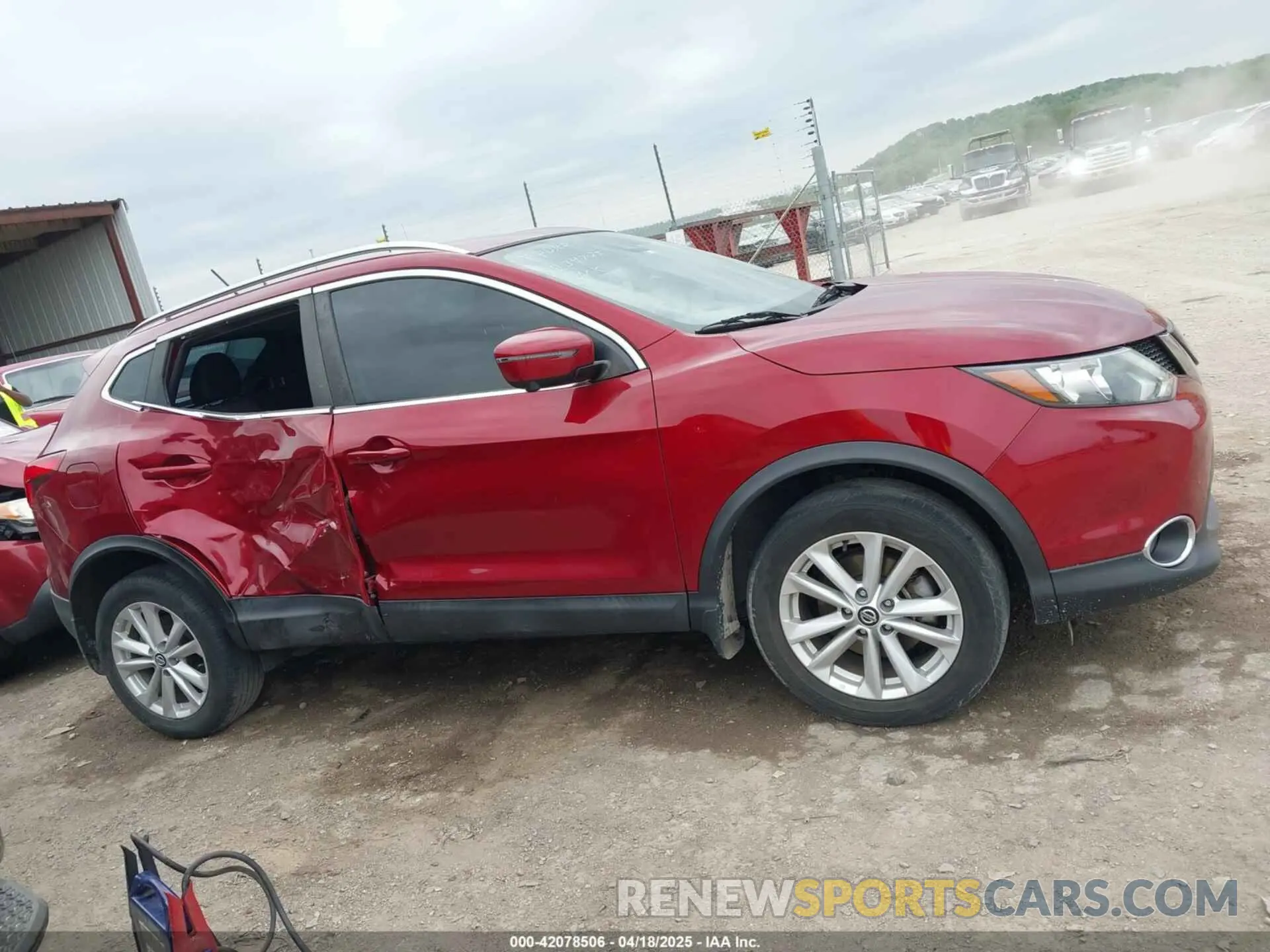 14 Photograph of a damaged car JN1BJ1CP7KW227192 NISSAN ROGUE SPORT 2019