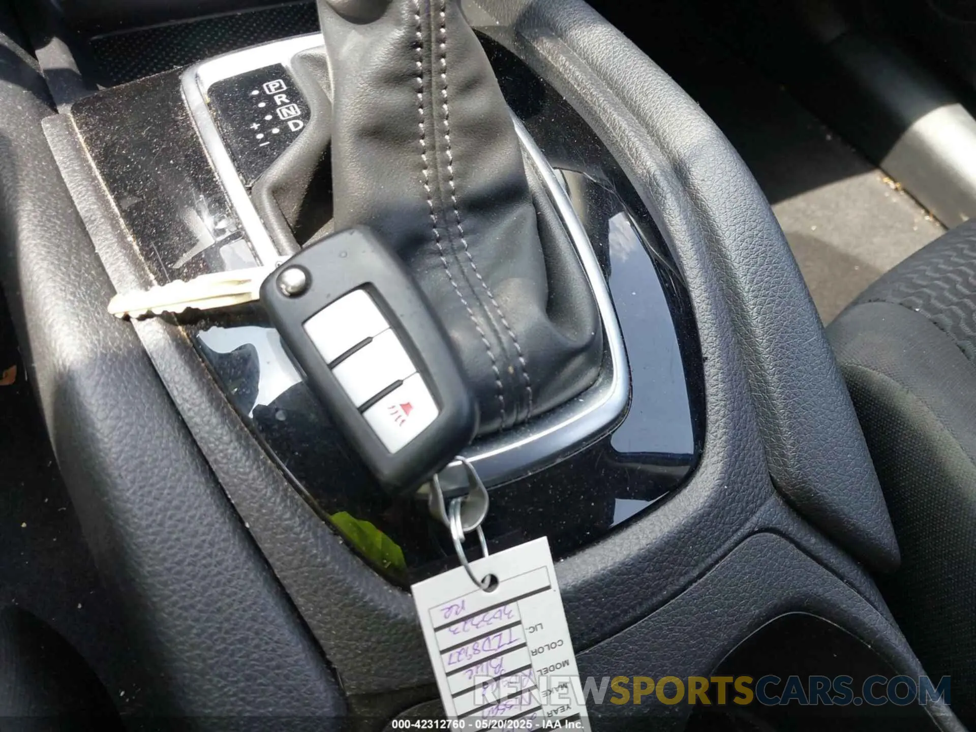 11 Photograph of a damaged car JN1BJ1CP7KW236524 NISSAN ROGUE SPORT 2019
