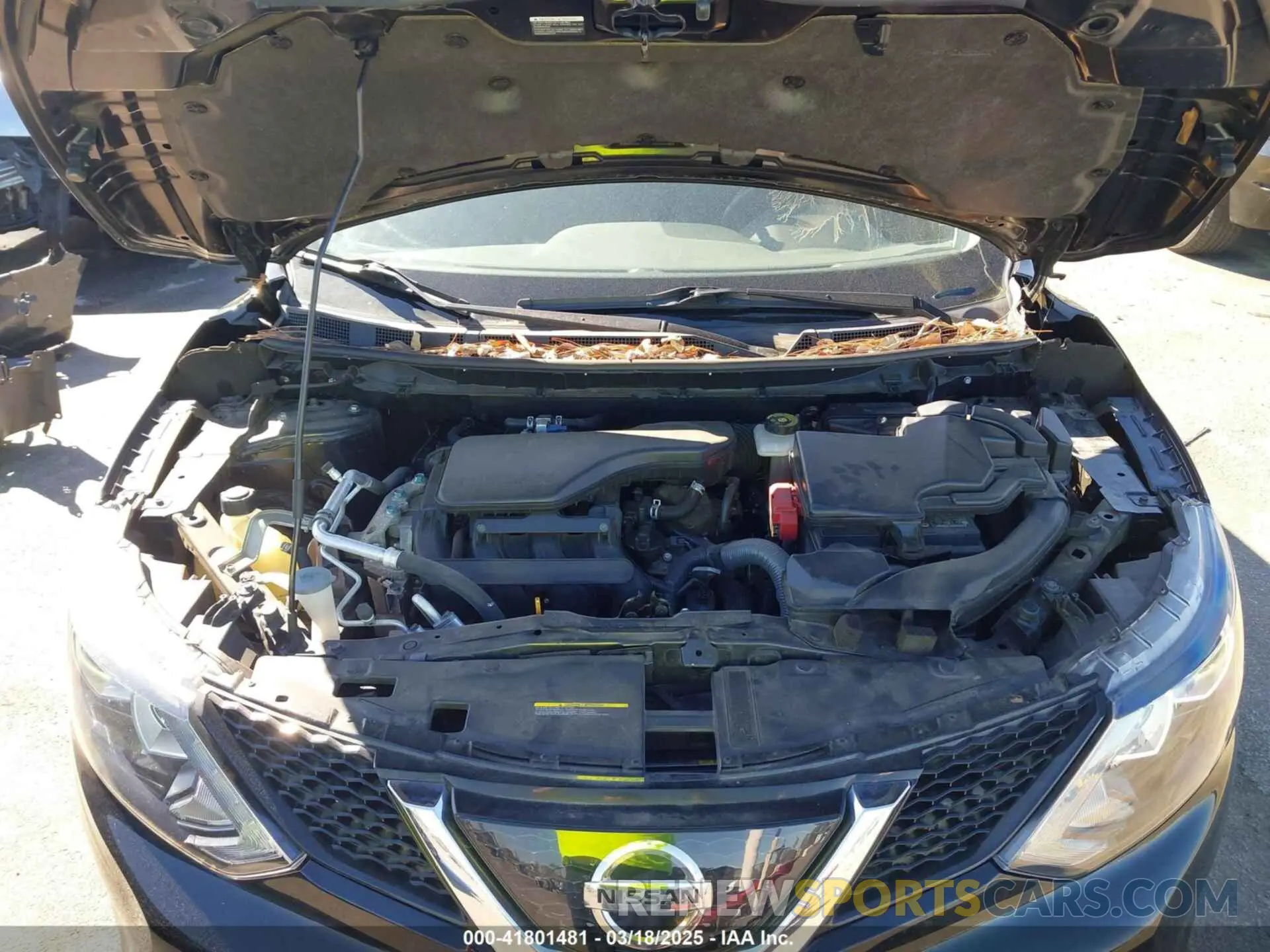 10 Photograph of a damaged car JN1BJ1CP7KW239326 NISSAN ROGUE SPORT 2019