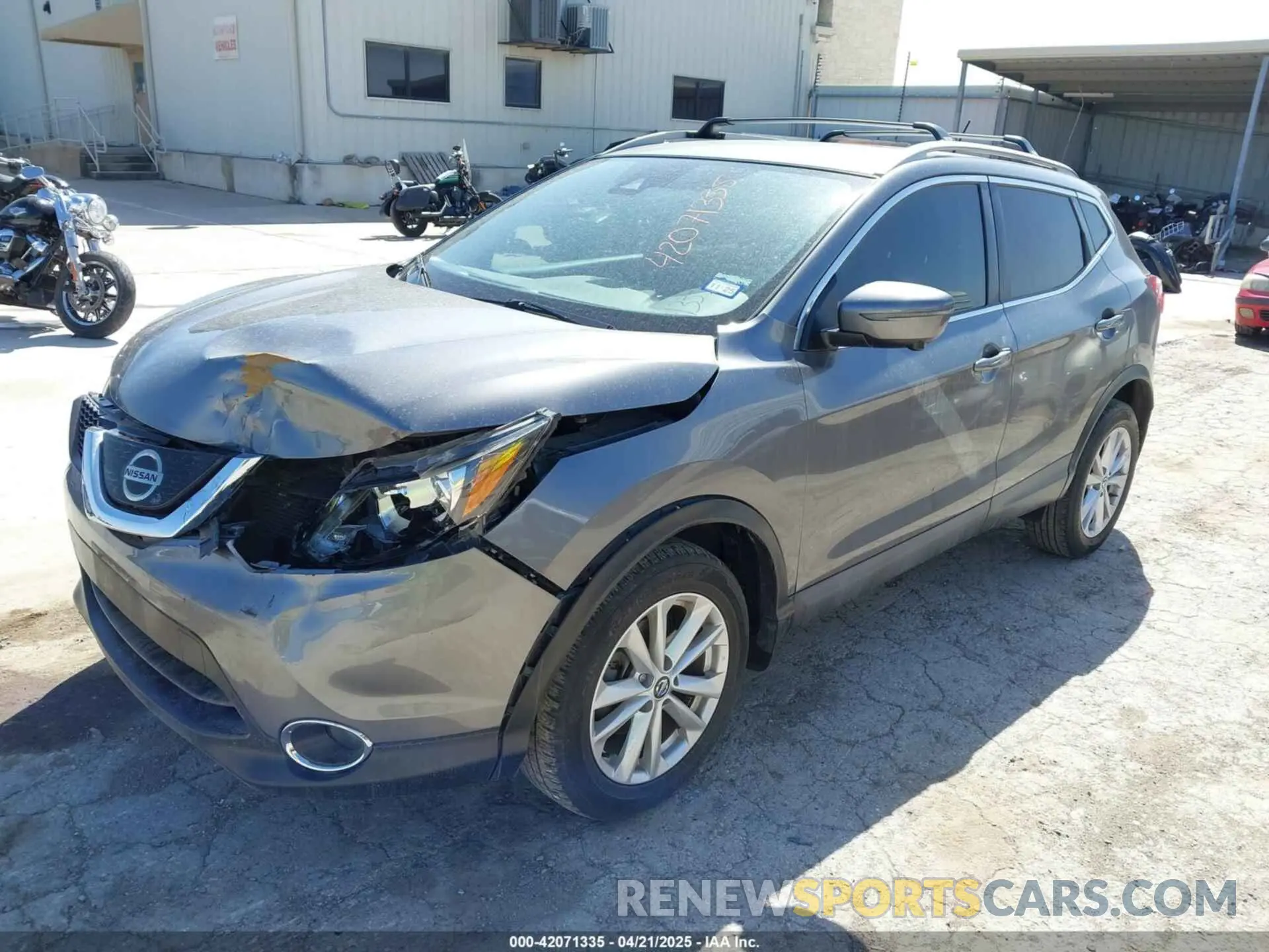 2 Photograph of a damaged car JN1BJ1CP7KW526147 NISSAN ROGUE SPORT 2019