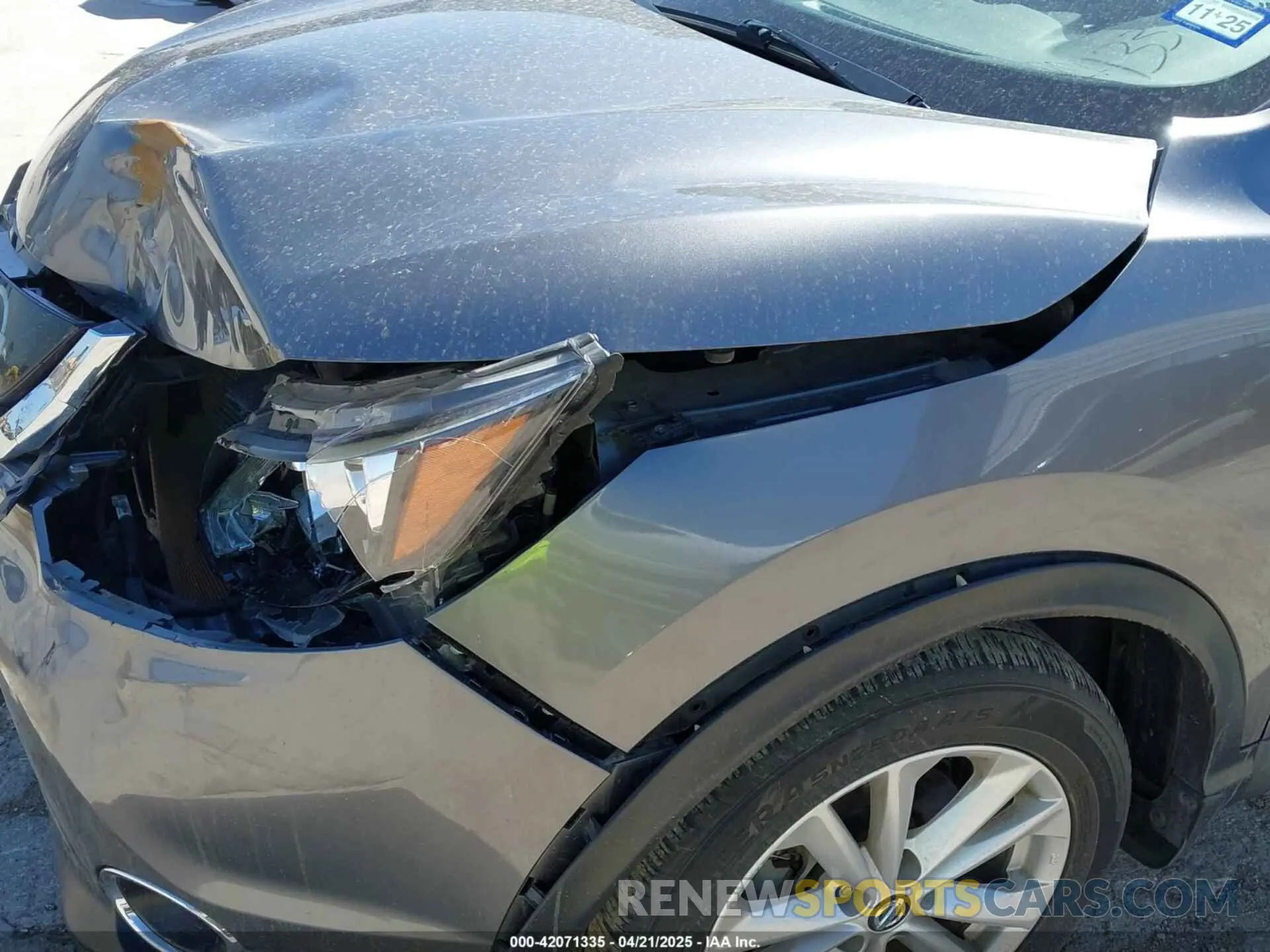 6 Photograph of a damaged car JN1BJ1CP7KW526147 NISSAN ROGUE SPORT 2019