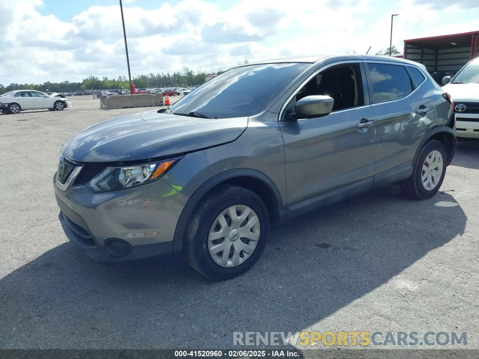 2 Photograph of a damaged car JN1BJ1CP8KW217691 NISSAN ROGUE SPORT 2019