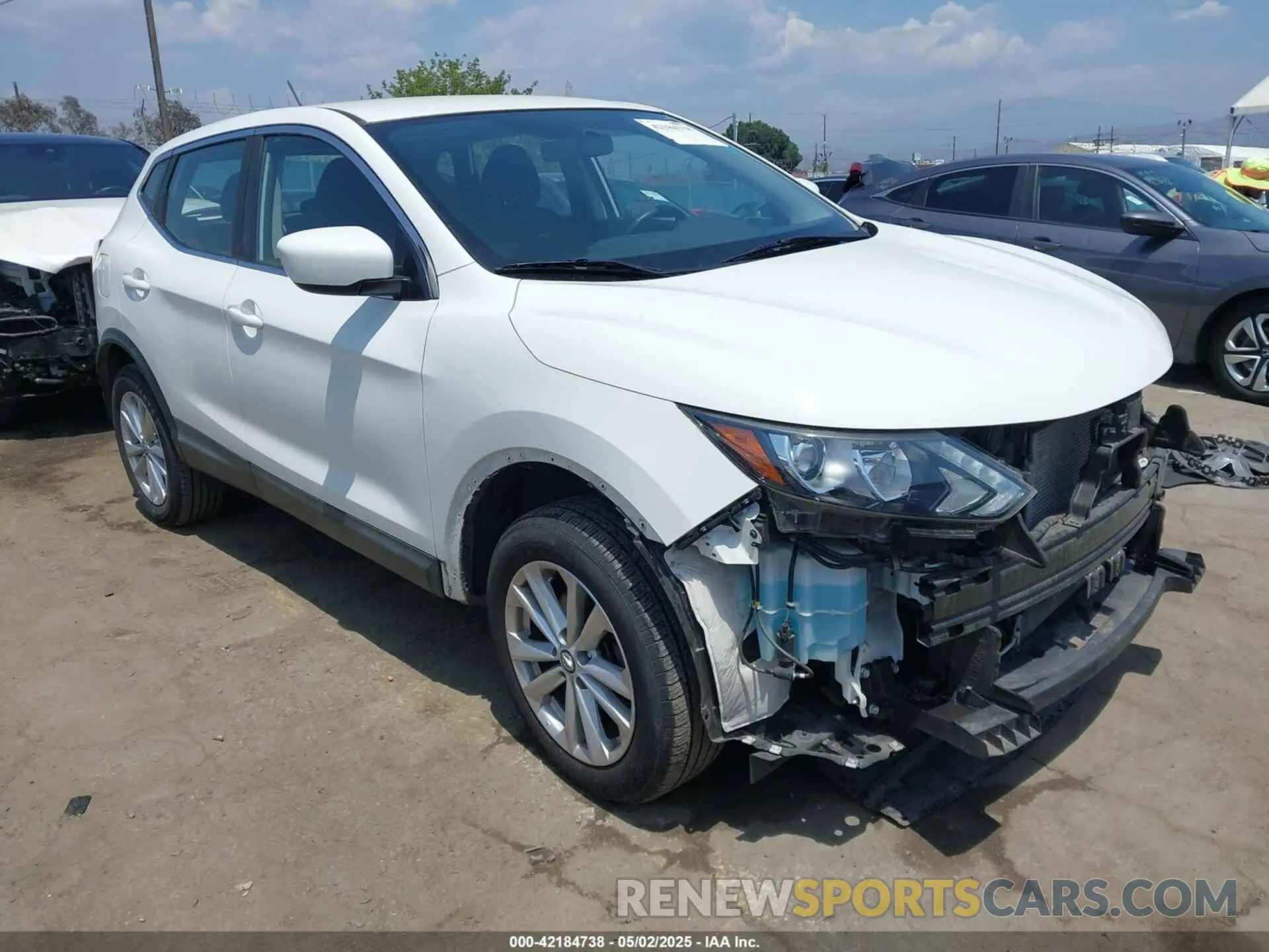1 Photograph of a damaged car JN1BJ1CP8KW222406 NISSAN ROGUE SPORT 2019
