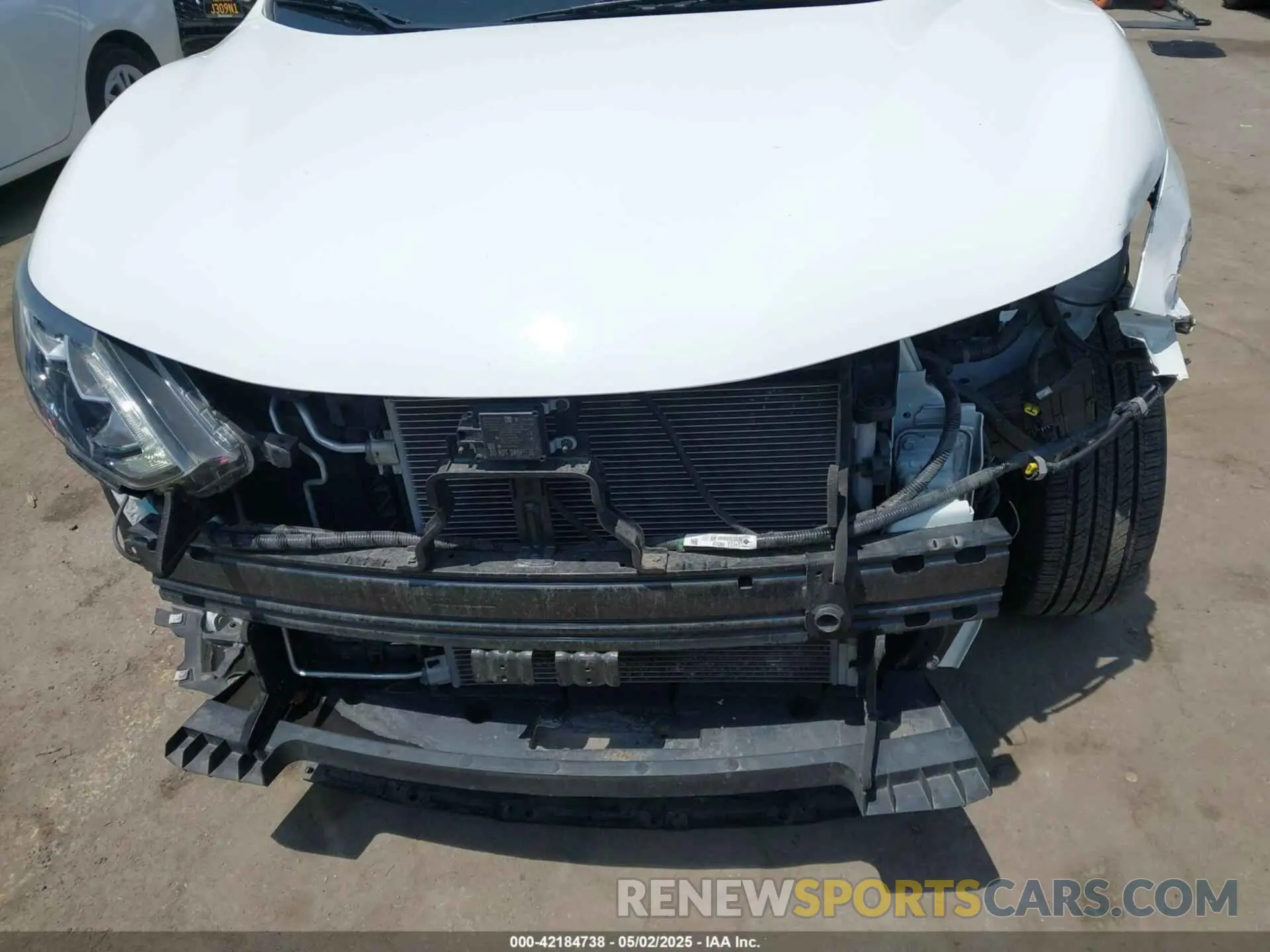 6 Photograph of a damaged car JN1BJ1CP8KW222406 NISSAN ROGUE SPORT 2019